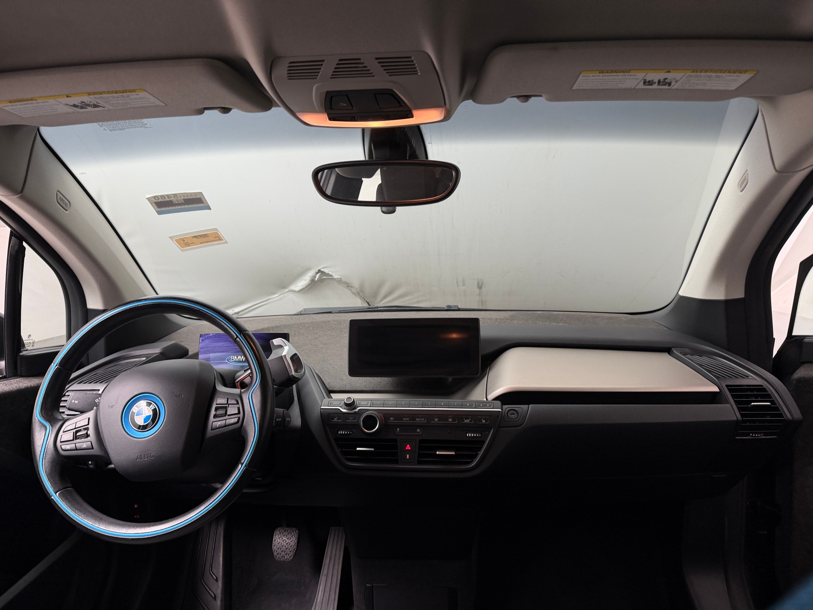 Thumbnail: 2017 BMW i3 - 3