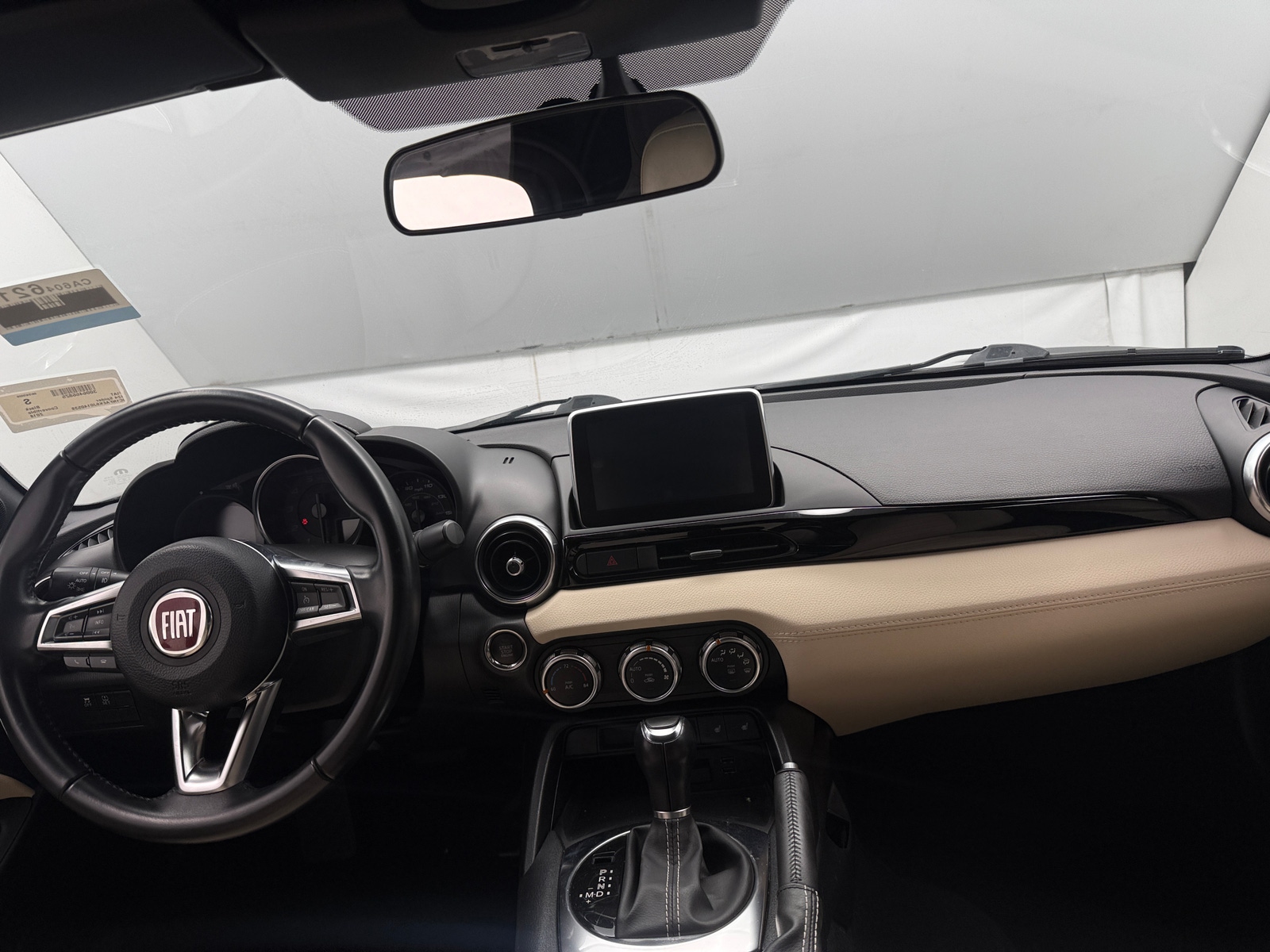 Thumbnail: 2018 Fiat 124 Spider - 2
