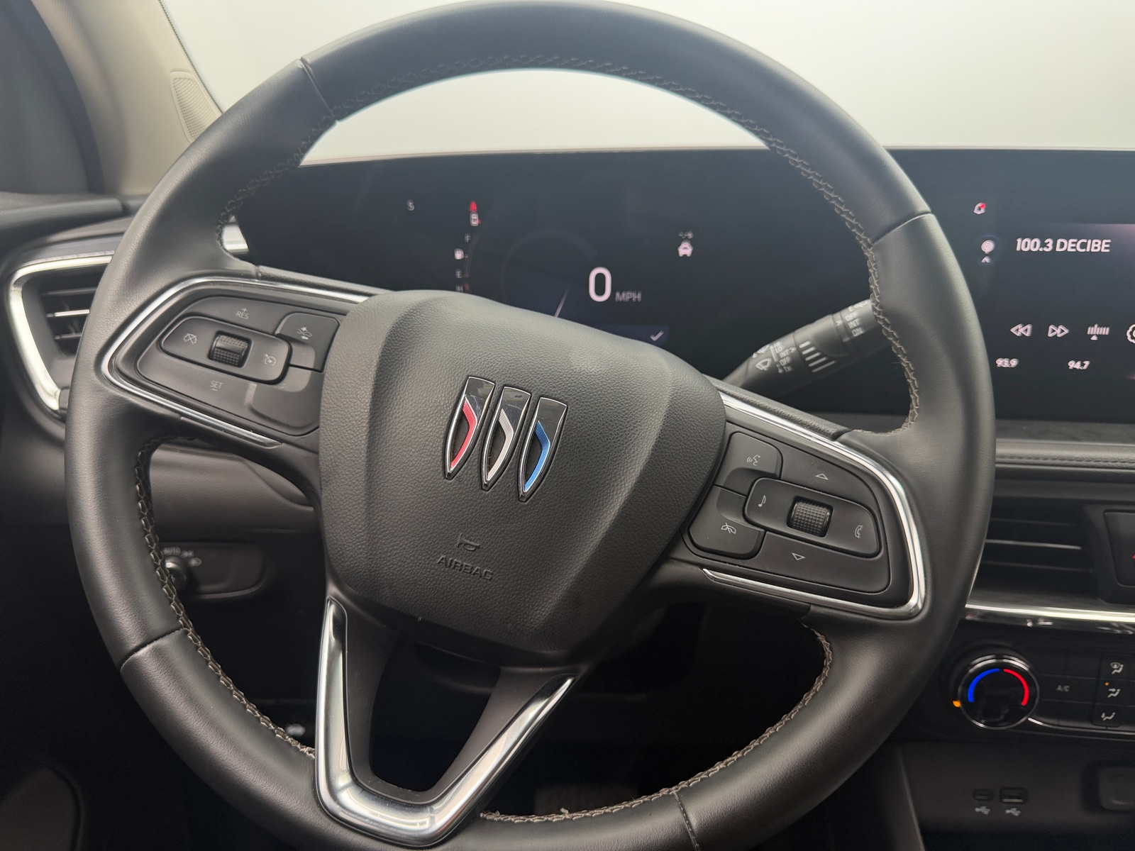 Thumbnail: 2025 Buick Encore GX - 4