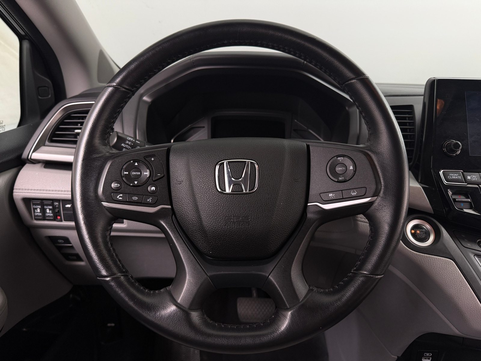 Thumbnail: 2022 Honda Odyssey - 4