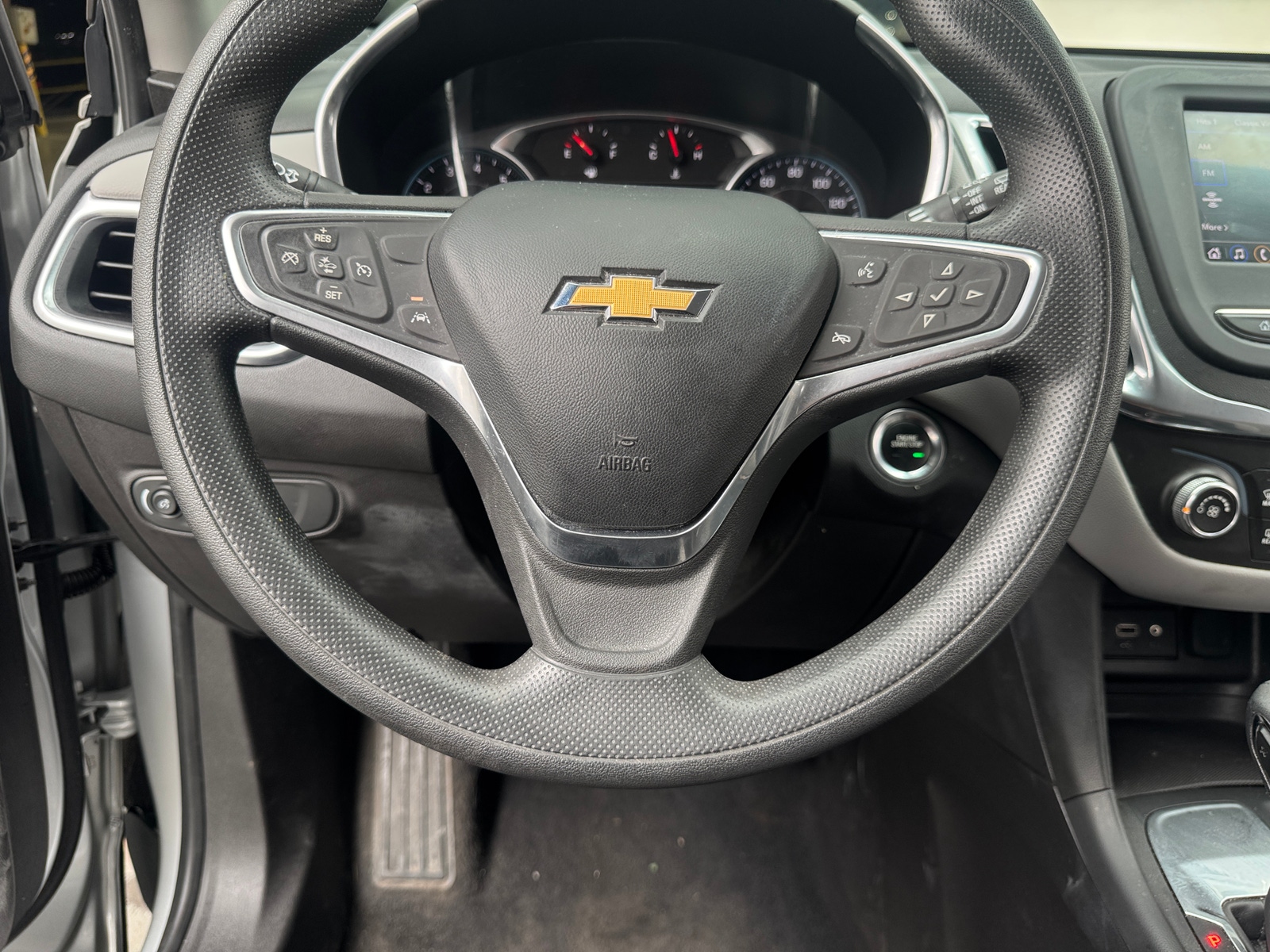 Thumbnail: 2022 Chevrolet Equinox - 5