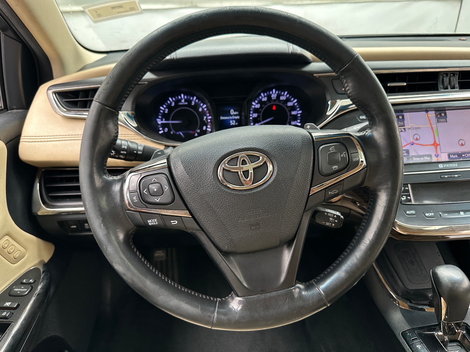 Thumbnail: 2013 Toyota Avalon - 4