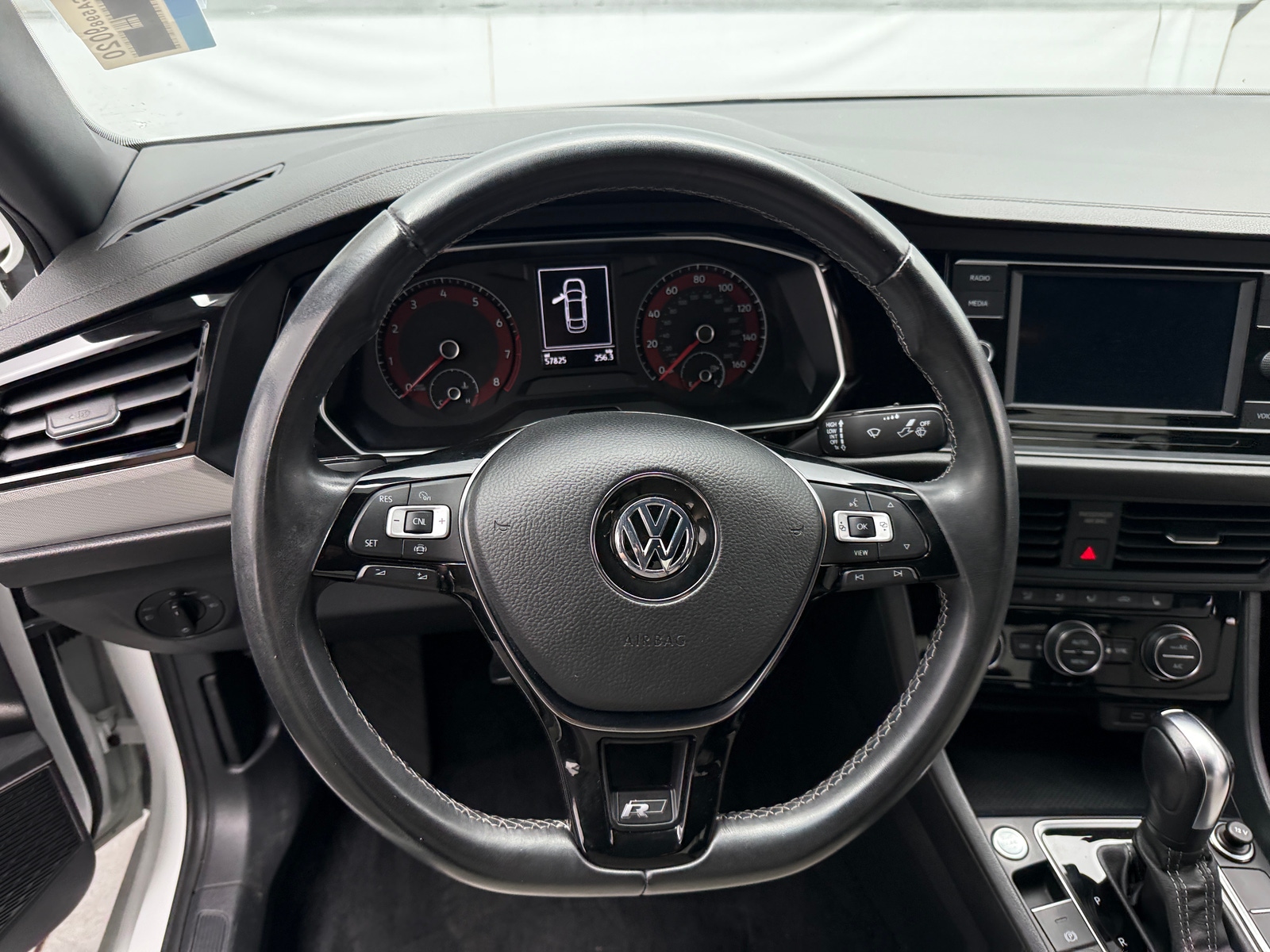 Thumbnail: 2020 Volkswagen Jetta - 4