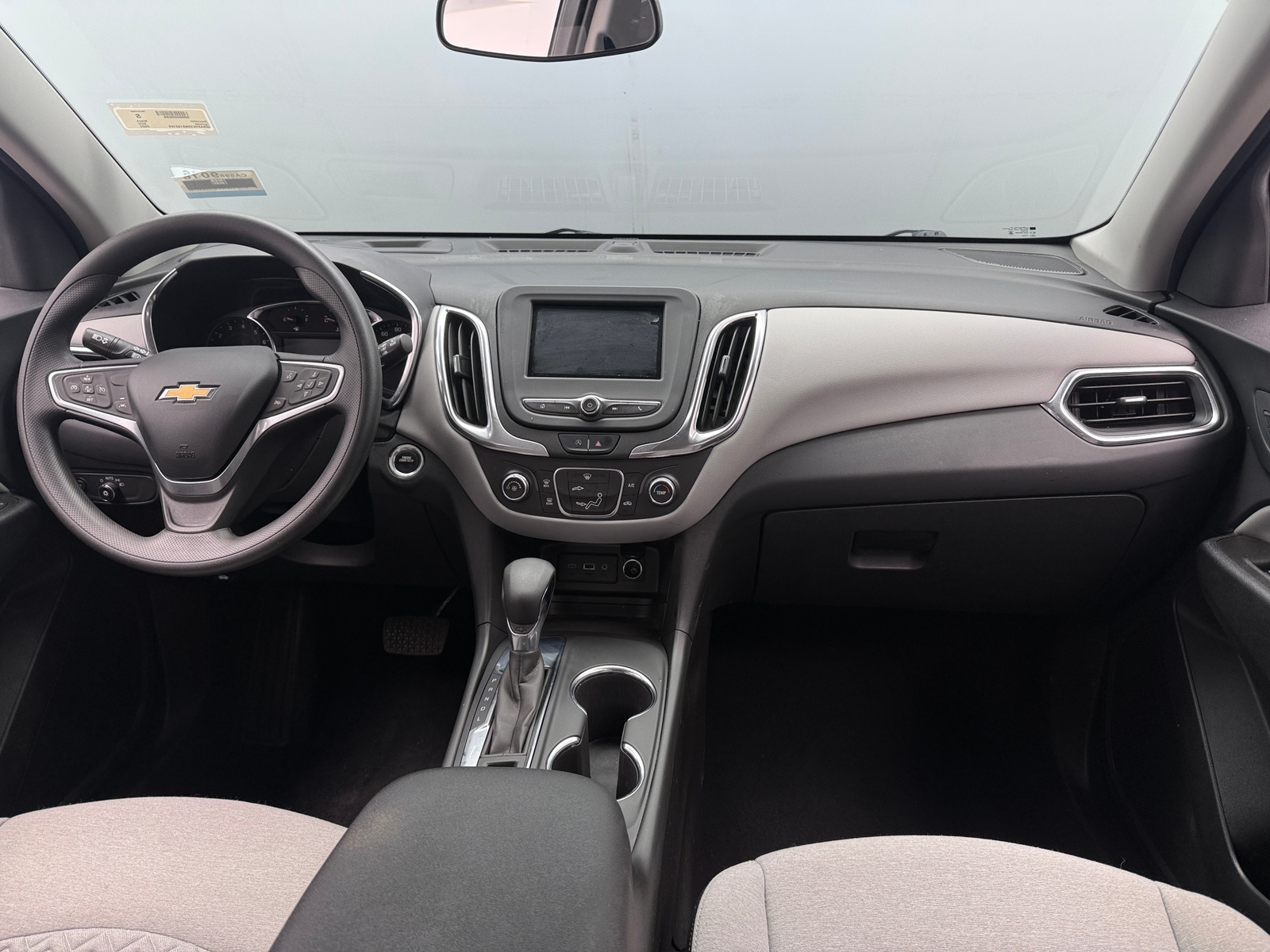 Thumbnail: 2022 Chevrolet Equinox - 3