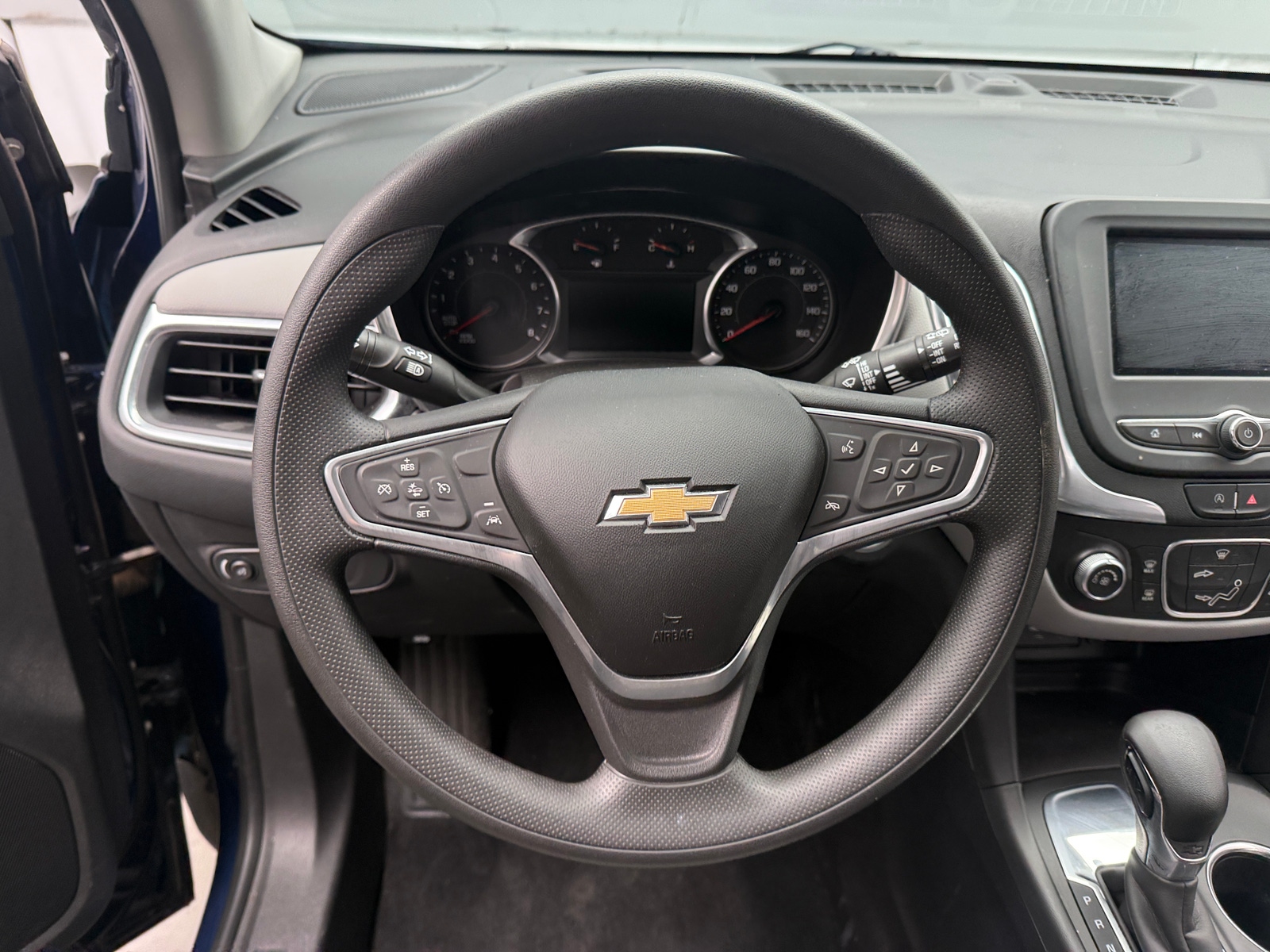 Thumbnail: 2022 Chevrolet Equinox - 5