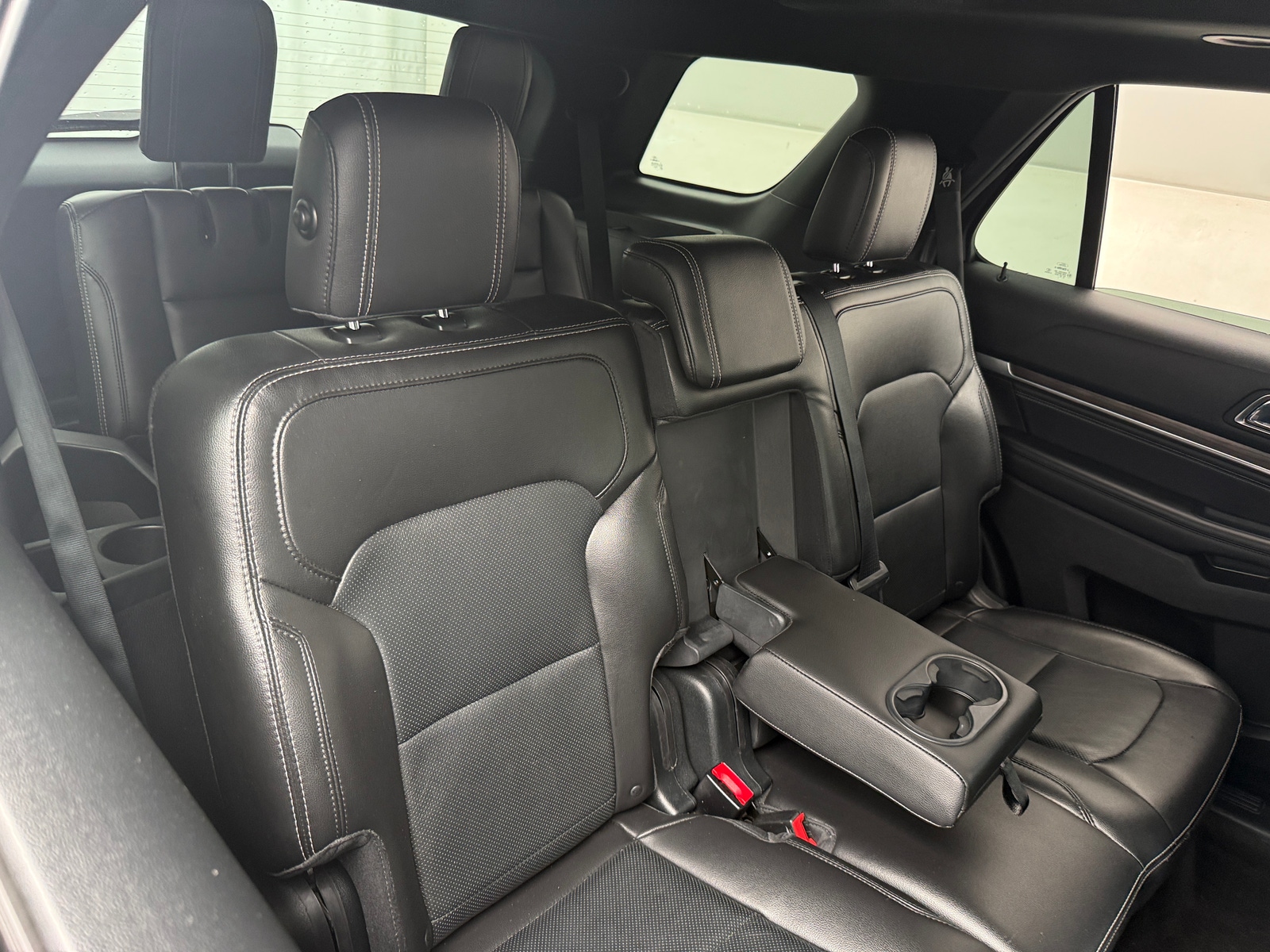 Thumbnail: 2018 Ford Explorer - 5