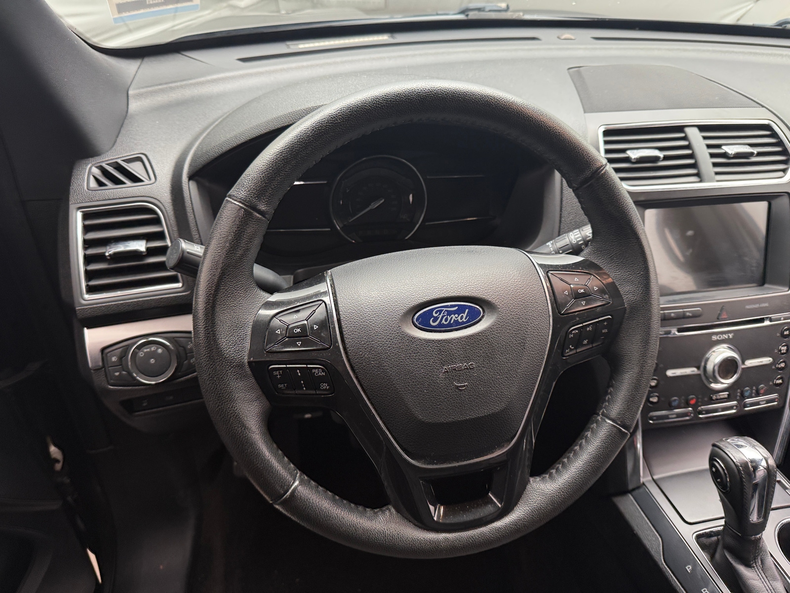 Thumbnail: 2018 Ford Explorer - 4