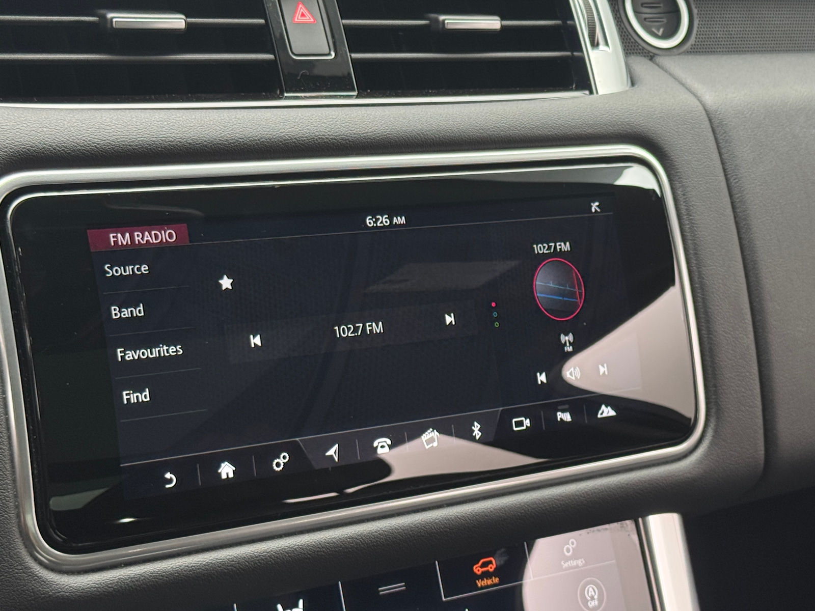 Thumbnail: 2021 Land Rover Range Rover Sport - 3