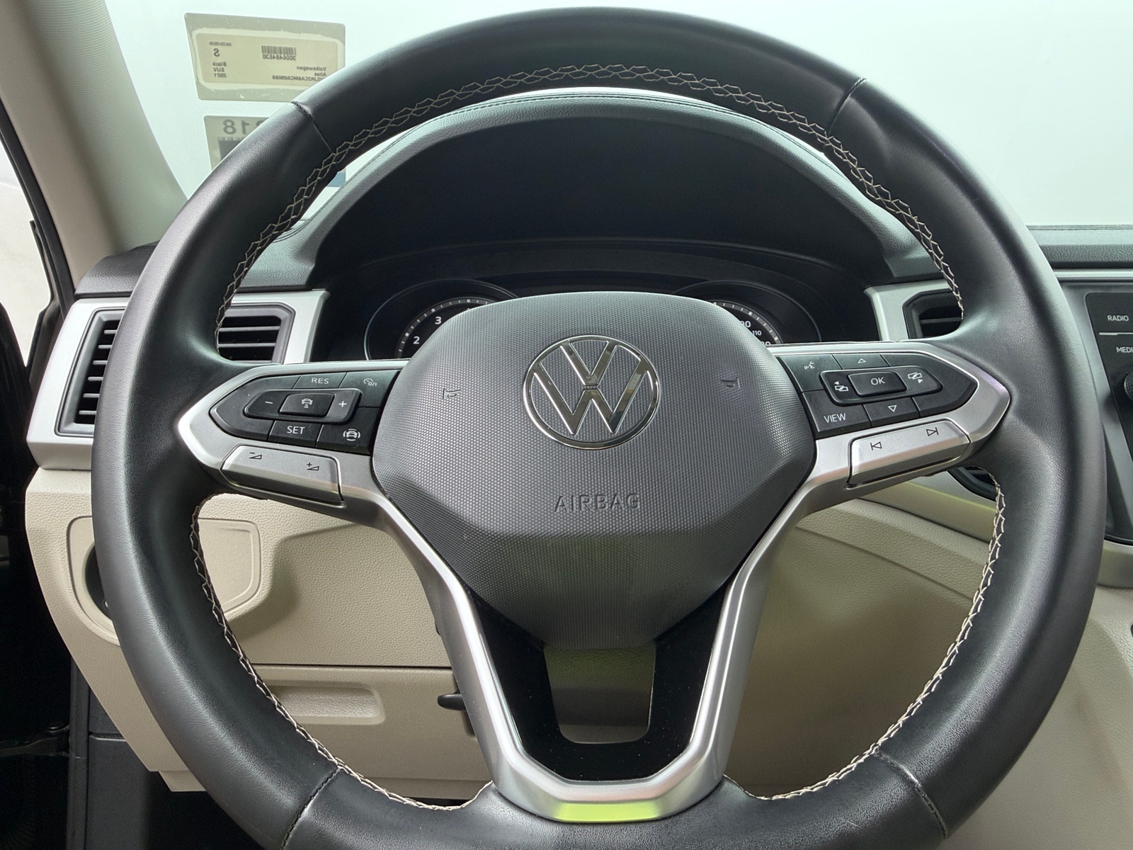 Thumbnail: 2021 Volkswagen Atlas - 4