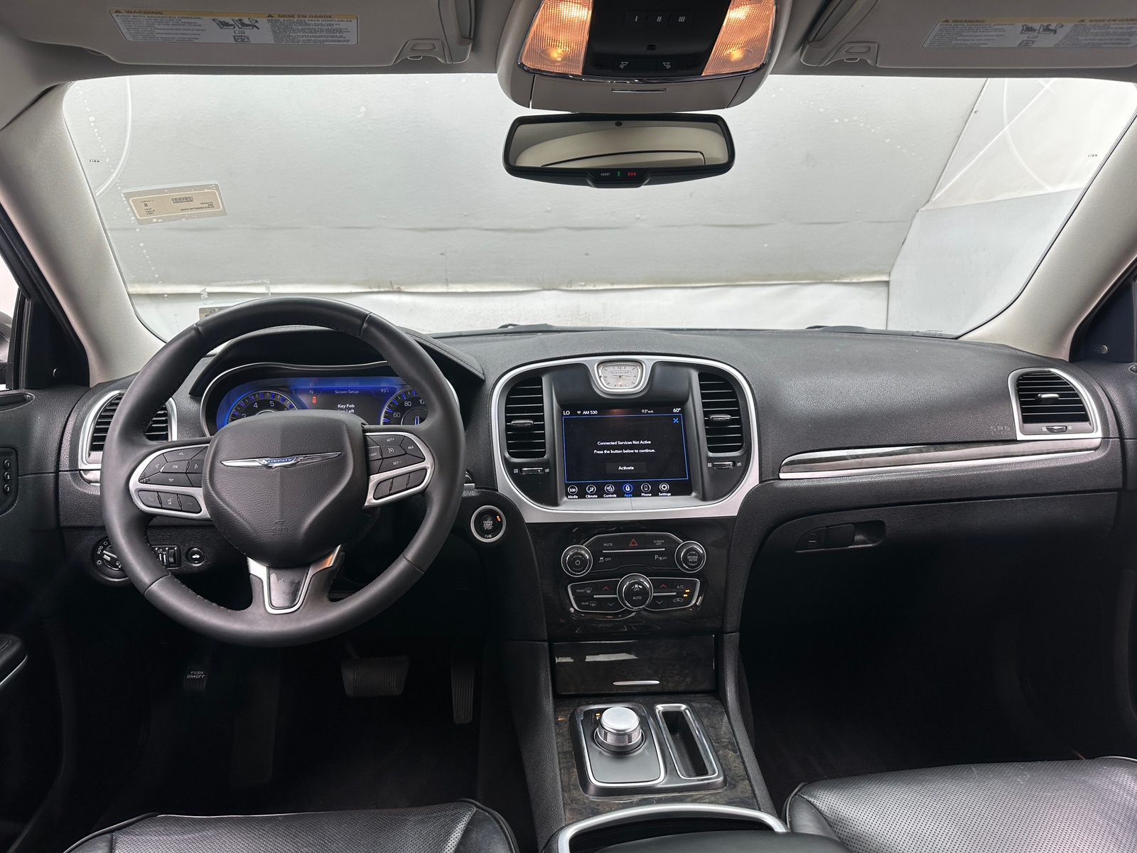 Thumbnail: 2023 Chrysler 300 - 2