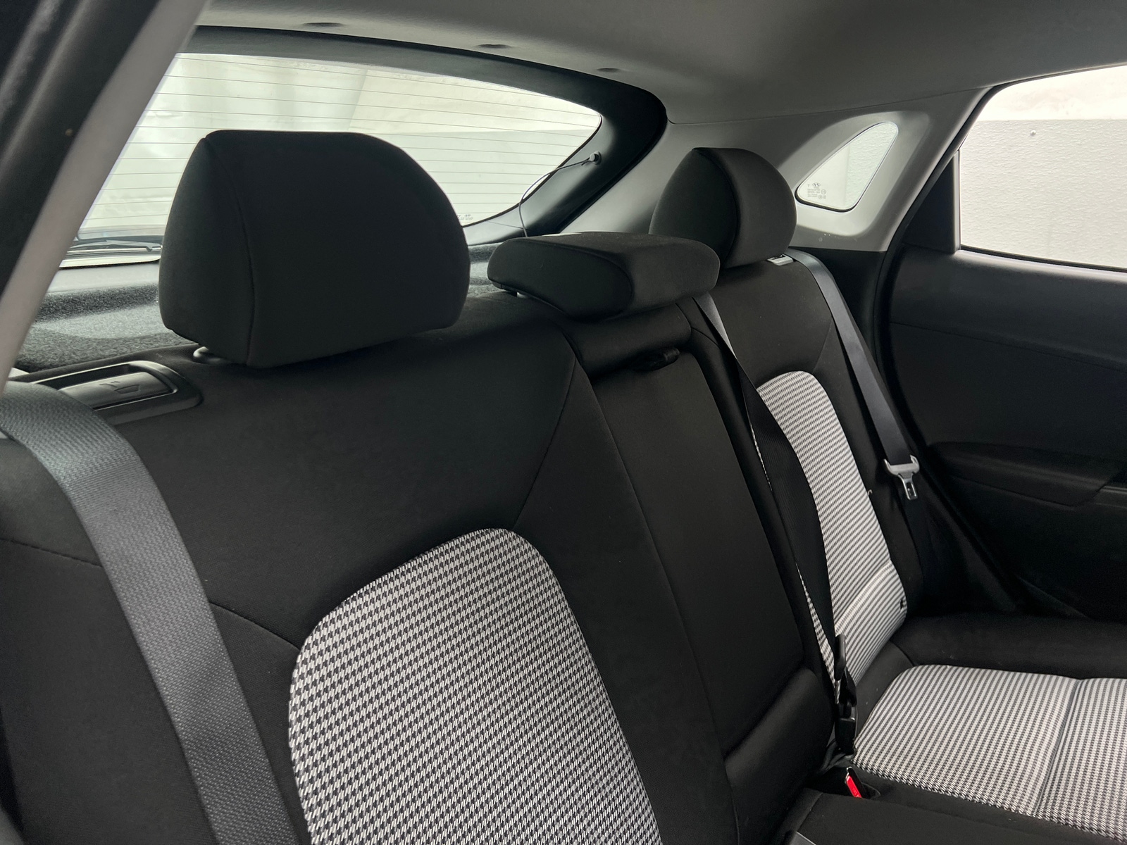 Thumbnail: 2022 Hyundai Kona - 6