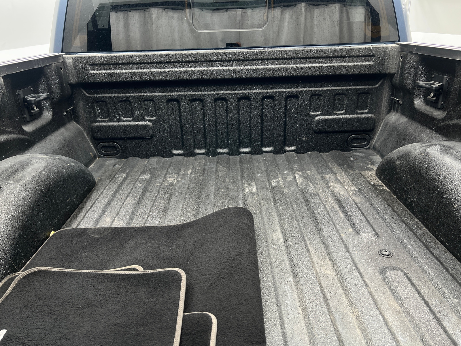 Thumbnail: 2018 Ford Econoline - 6