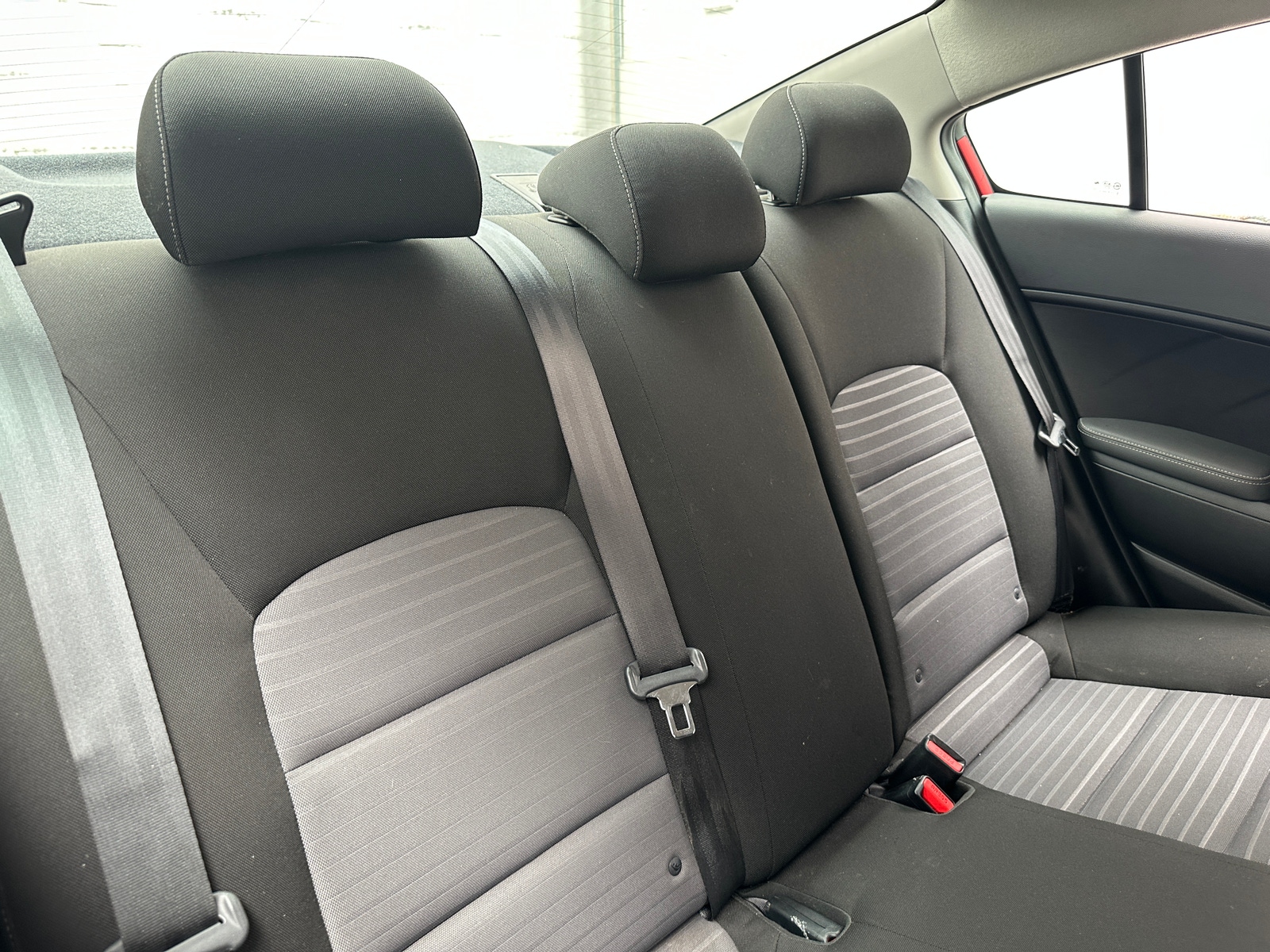 Thumbnail: 2017 Kia Forte - 6
