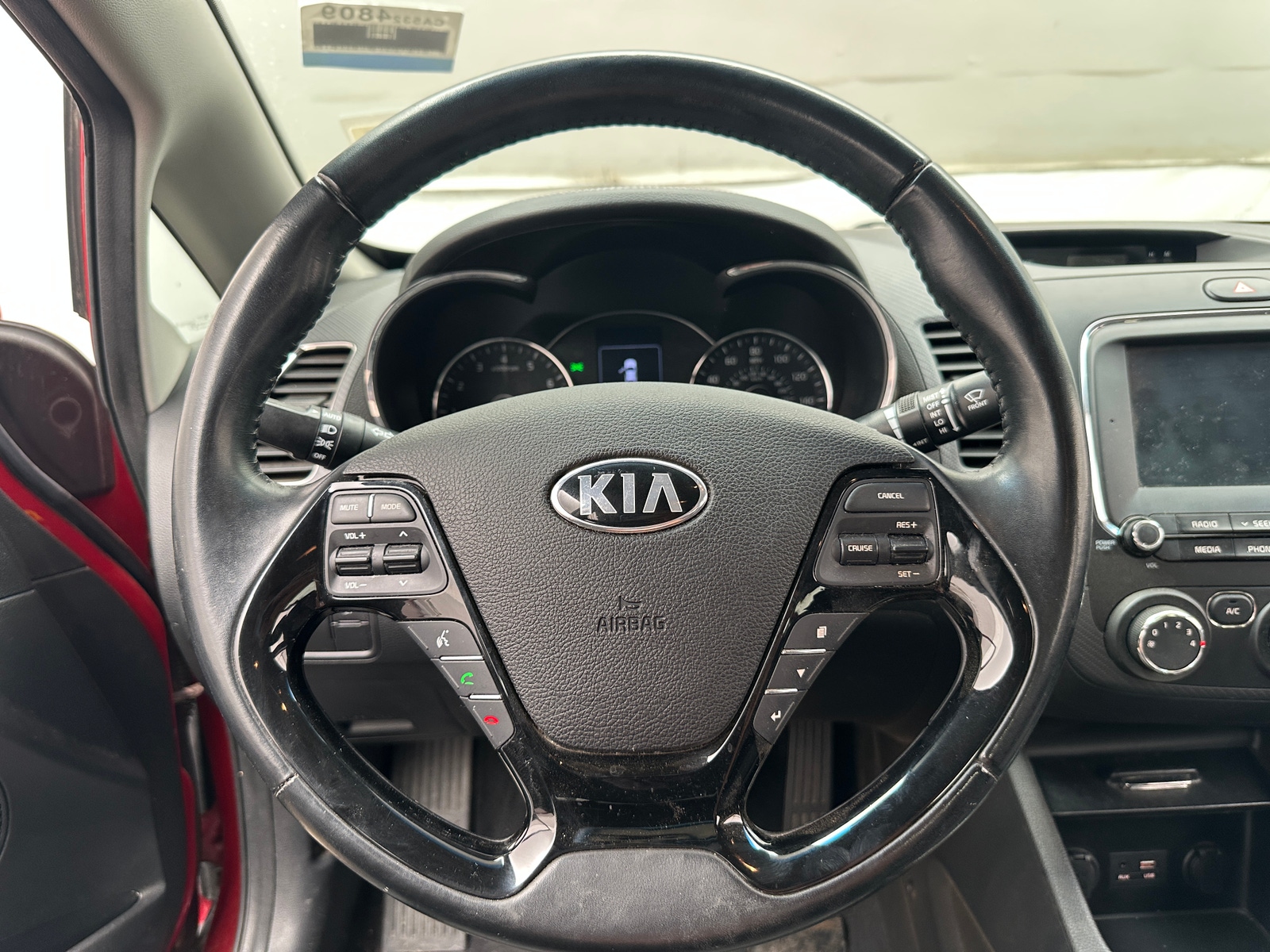 Thumbnail: 2017 Kia Forte - 5