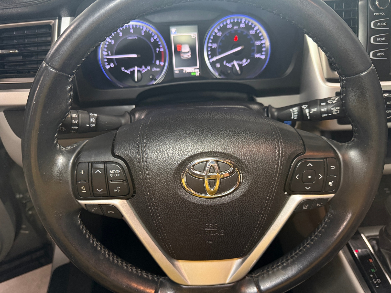 Thumbnail: 2019 Toyota Highlander - 4