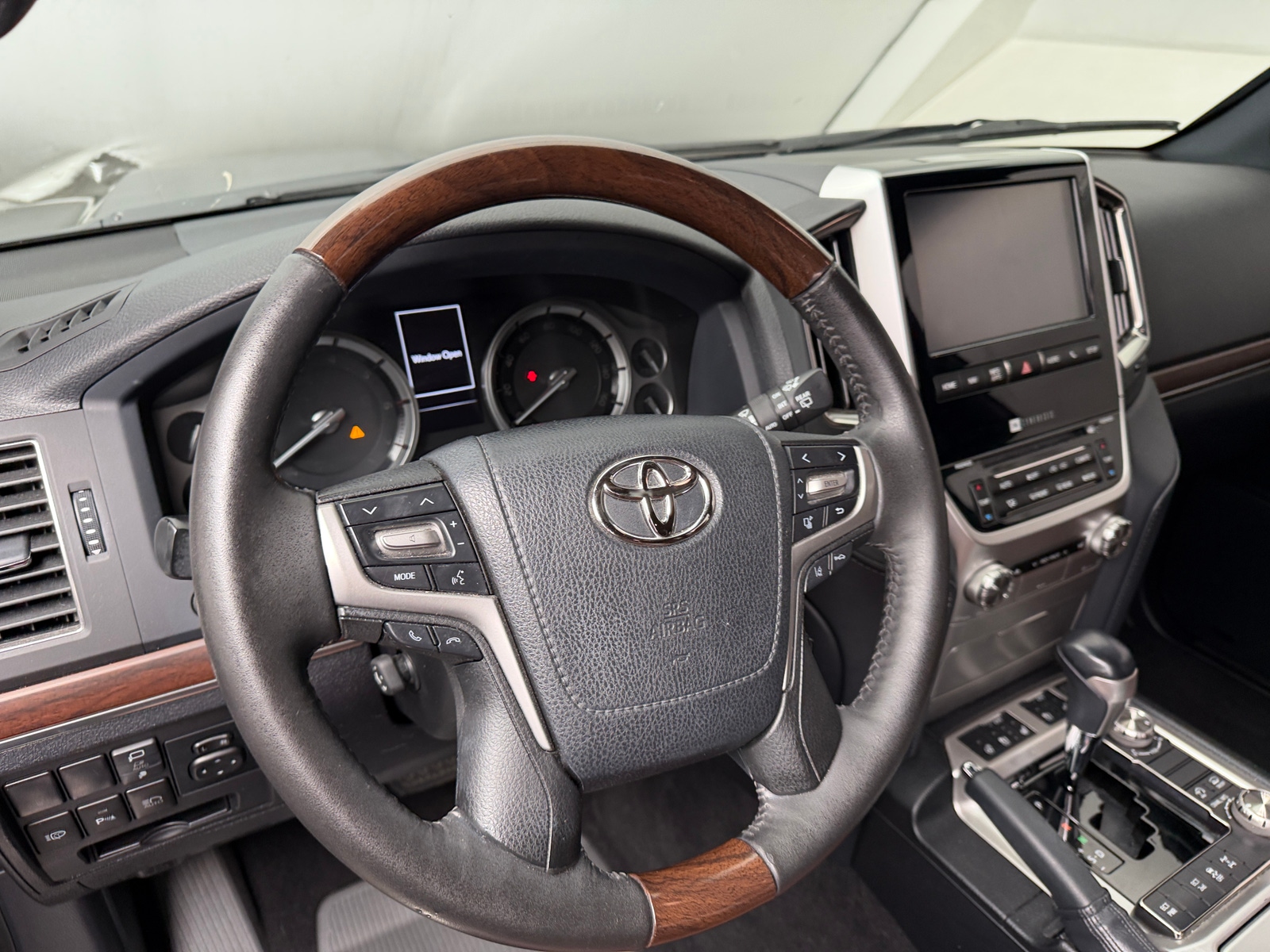 Thumbnail: 2020 Toyota Land Cruiser - 4