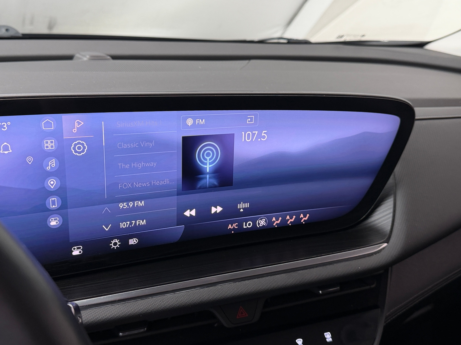 Thumbnail: 2024 Buick Envision - 3