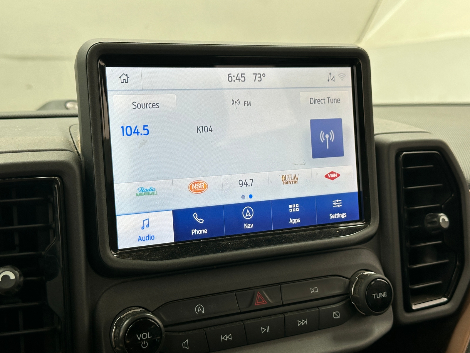 Thumbnail: 2021 Ford Bronco Sport - 4