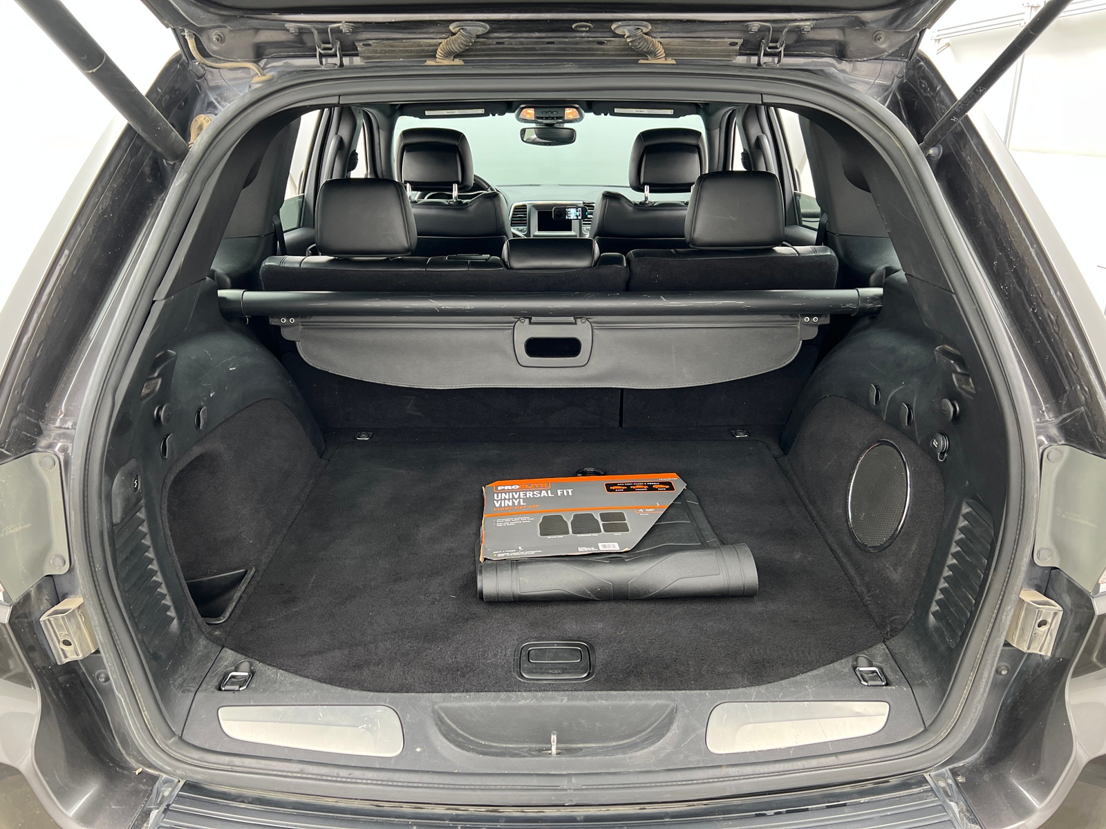 Thumbnail: 2018 Jeep Grand Cherokee - 6