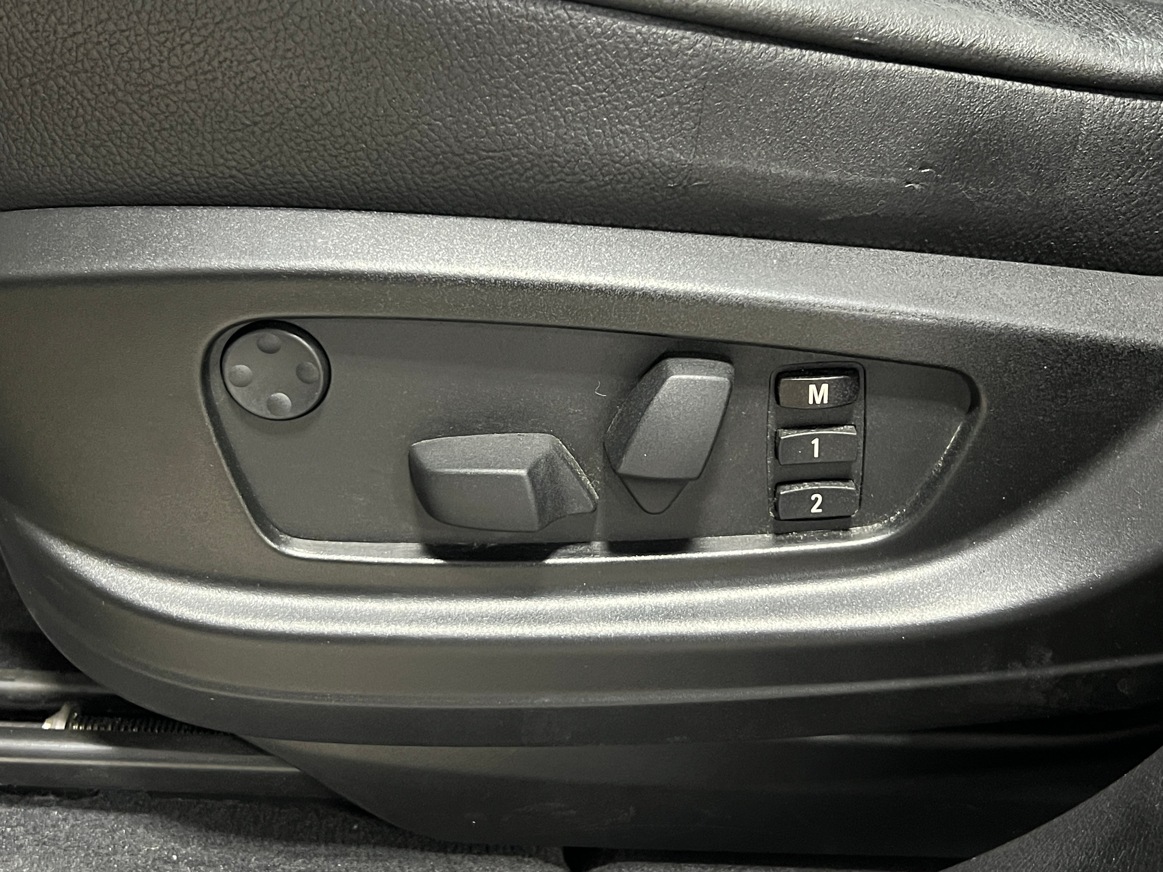 5UXZV4C5XBL416256