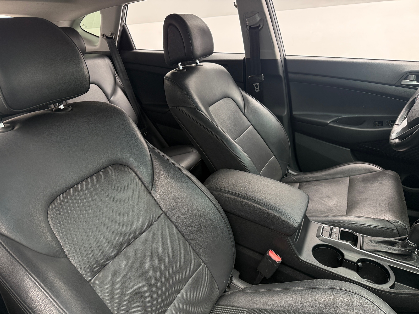 Thumbnail: 2016 Hyundai Tucson - 2