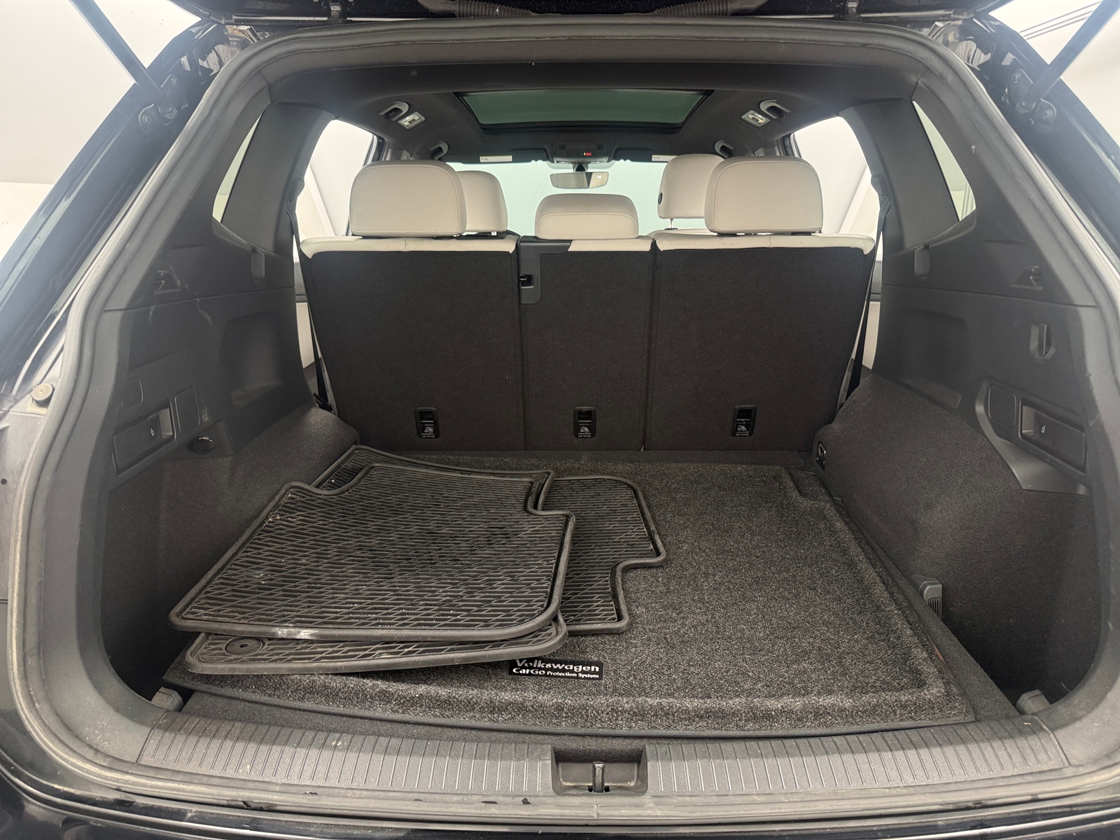 Thumbnail: 2021 Volkswagen Tiguan - 7