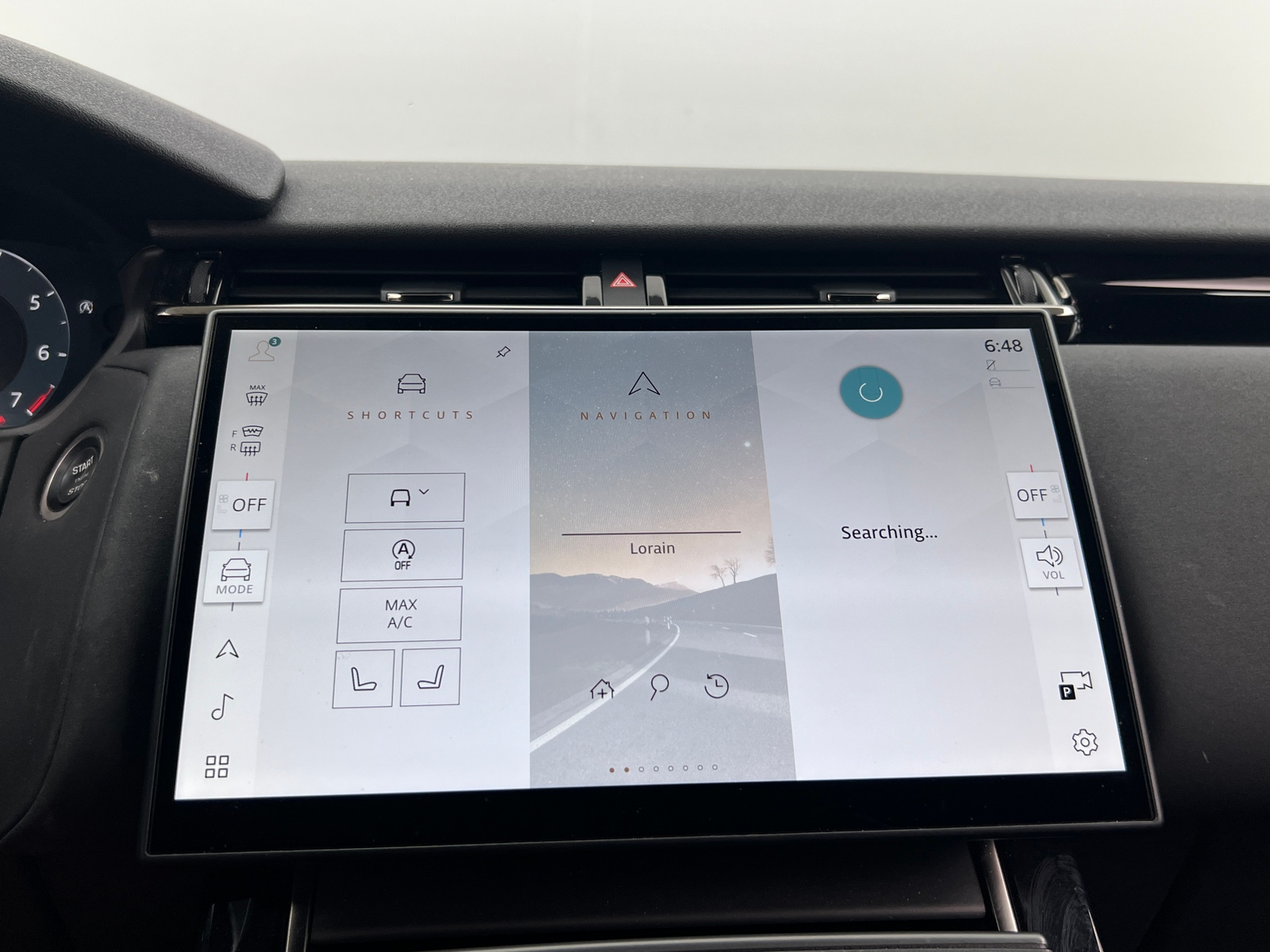 Thumbnail: 2025 Land Rover Range Rover Velar - 4