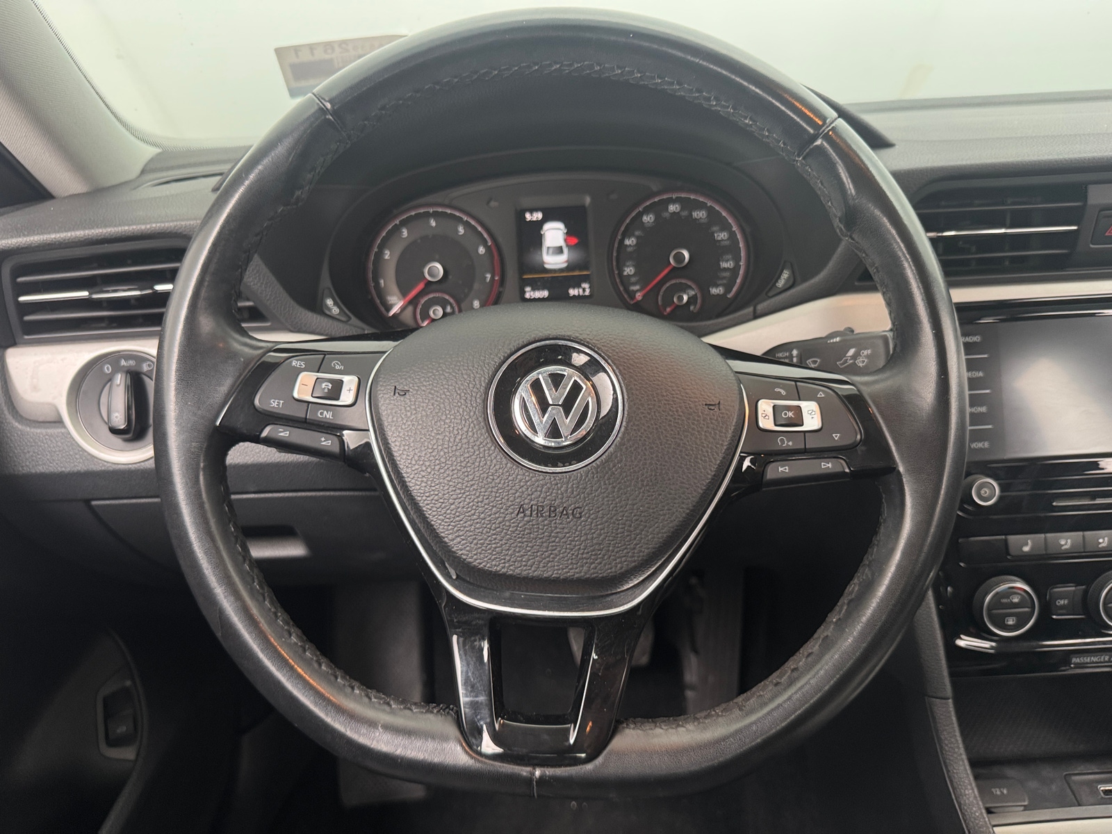 Thumbnail: 2020 Volkswagen Passat - 4