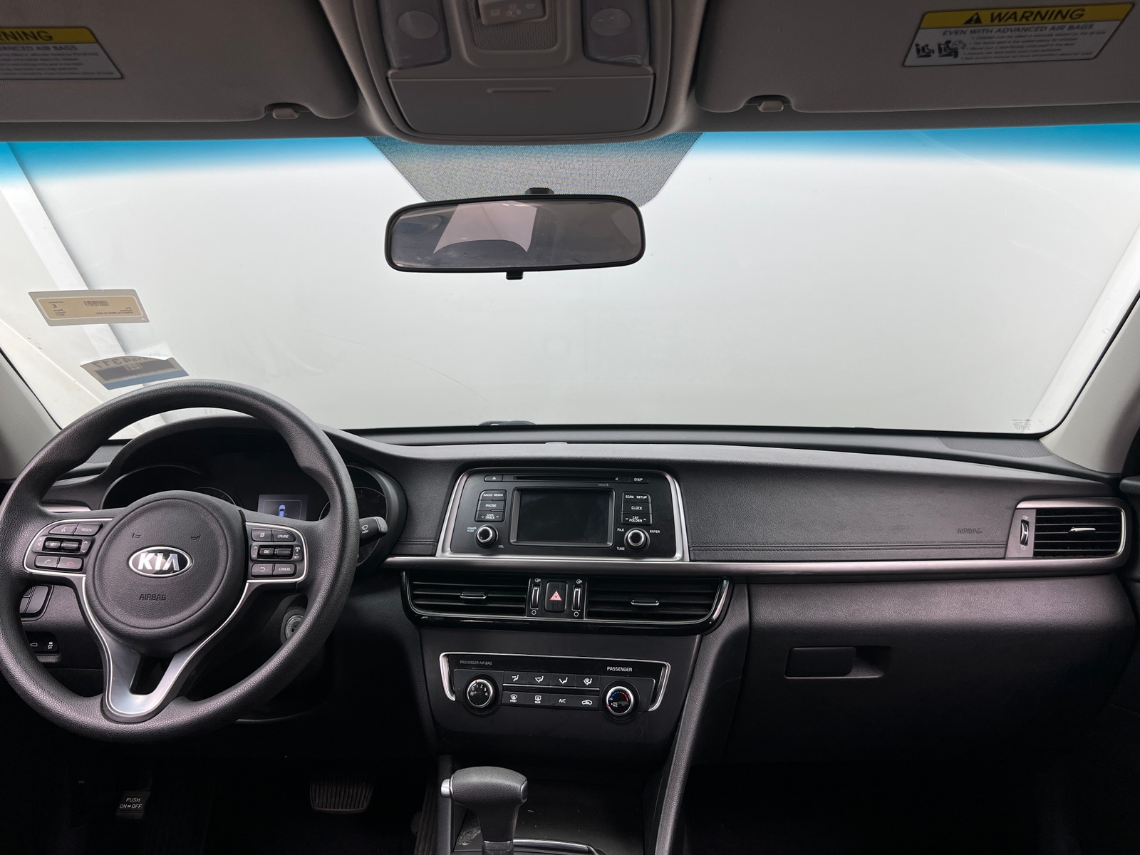 Thumbnail: 2017 Kia Optima - 3