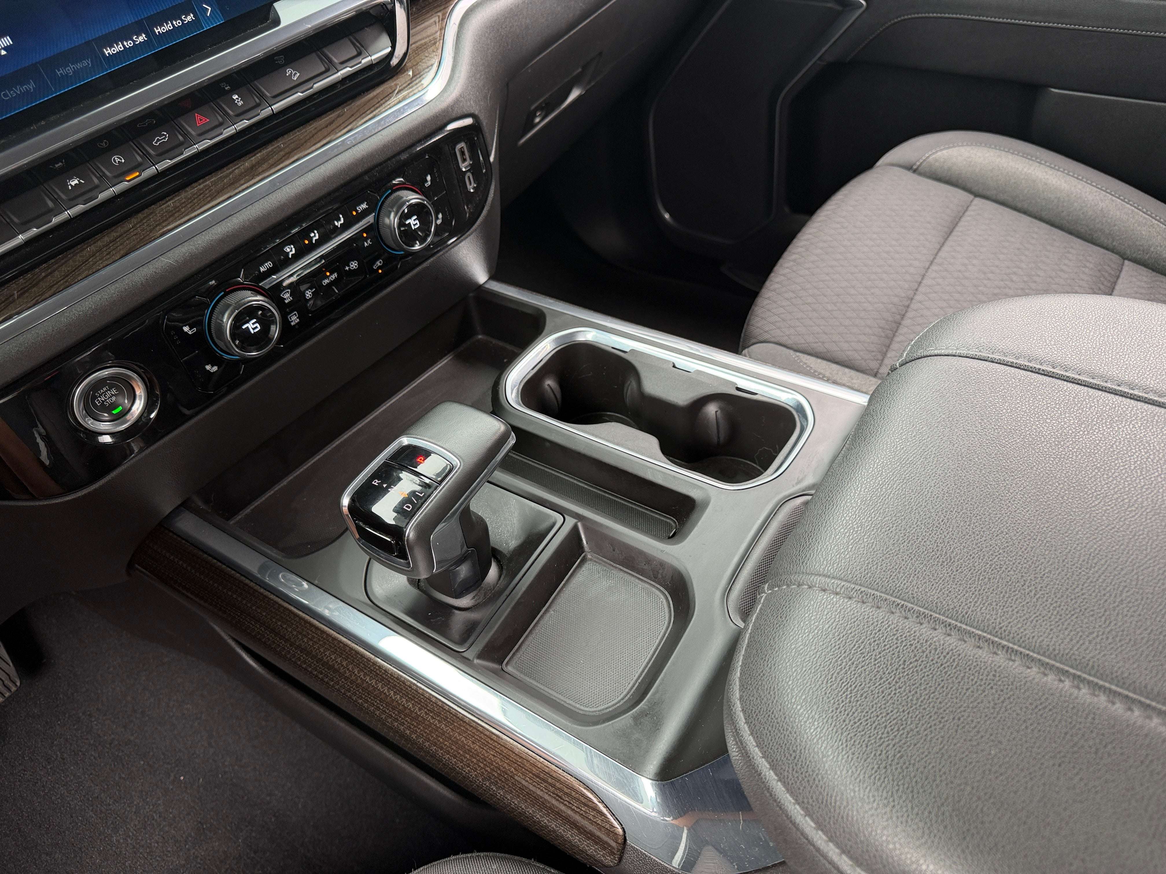 2023 Chevrolet Silverado 1500 LT Trail Boss - Photo 10