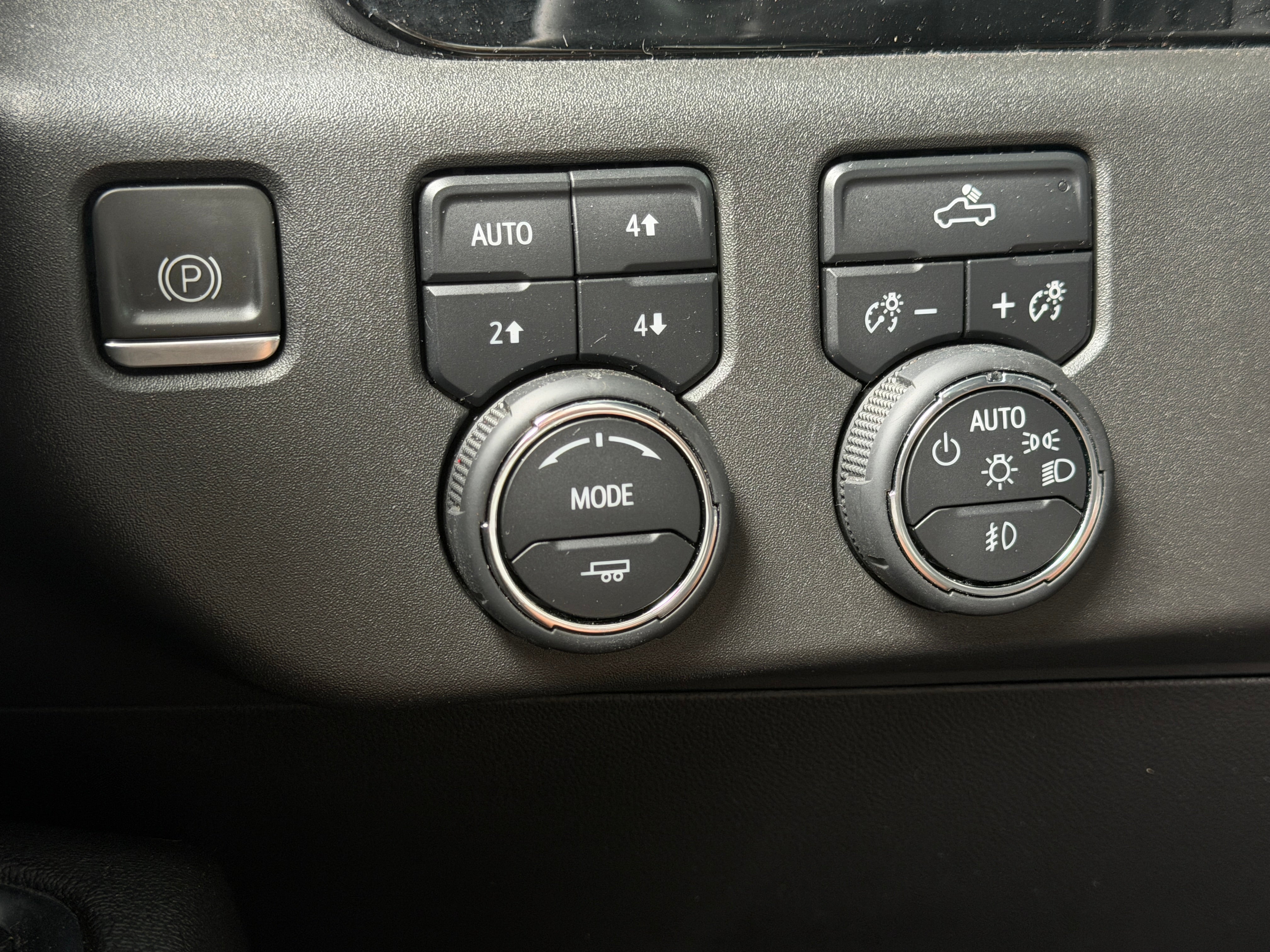 2023 Chevrolet Silverado 1500 LT Trail Boss - Photo 11