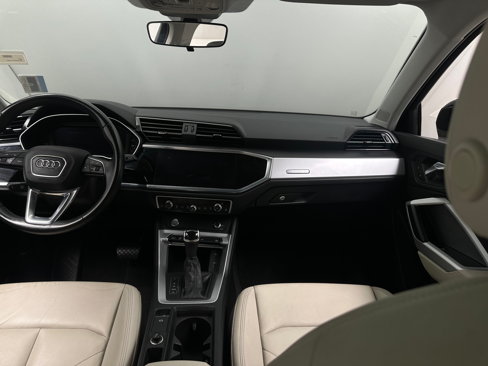 Thumbnail: 2020 Audi Q3 - 3