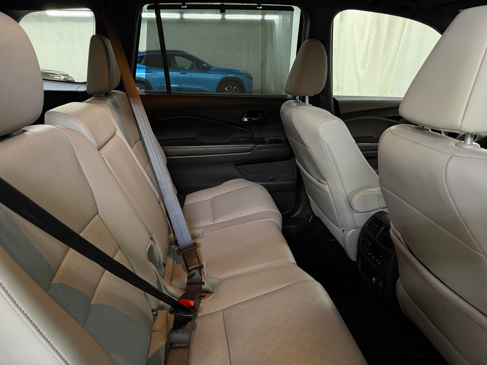 Thumbnail: 2019 Honda Passport - 6