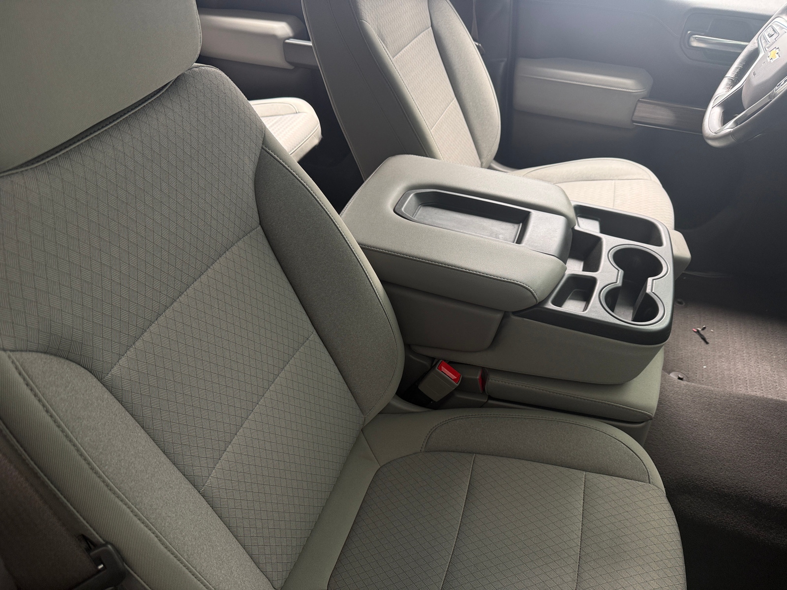 Thumbnail: 2019 Chevrolet Silverado 1500 - 2