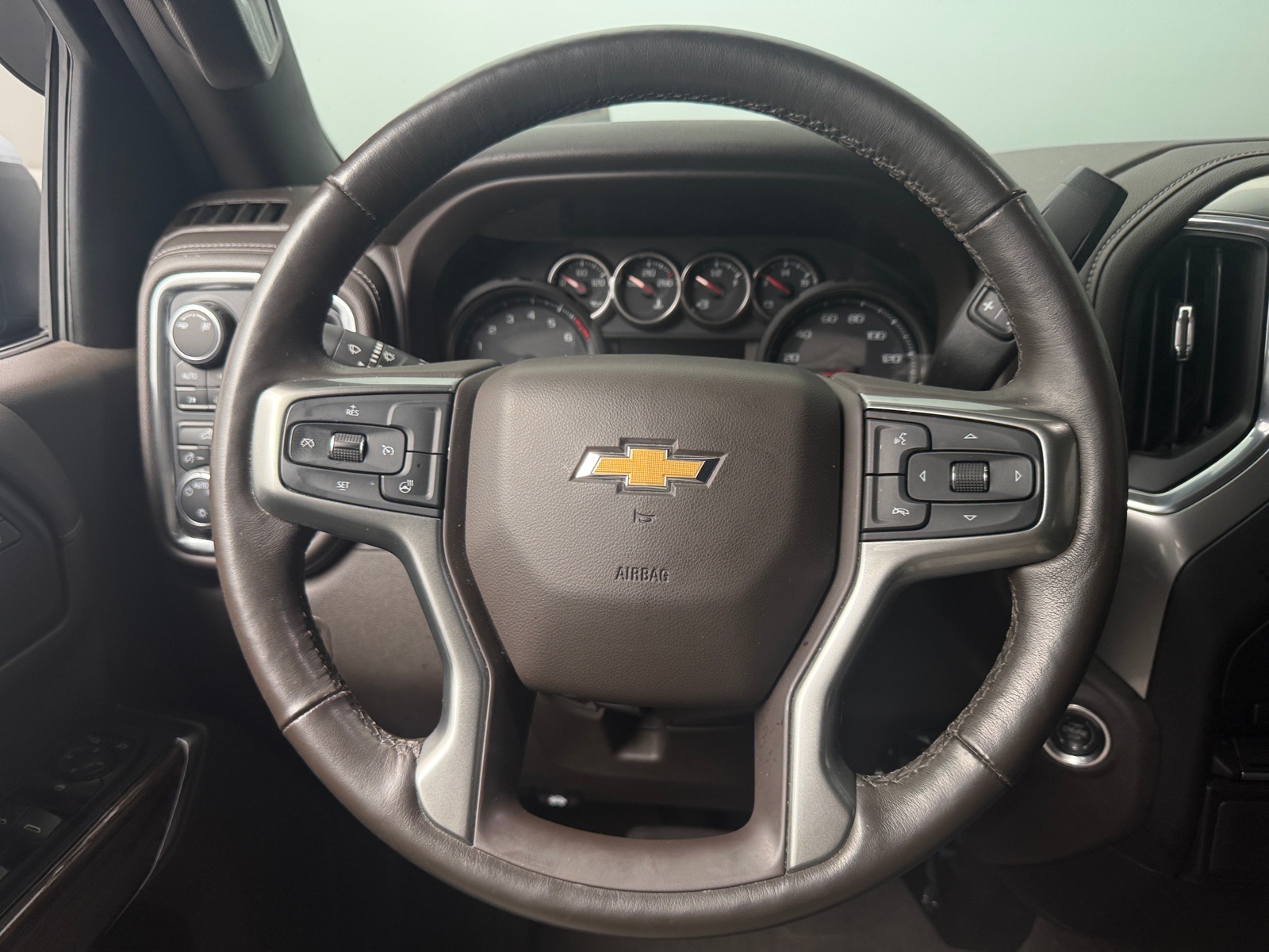 Thumbnail: 2019 Chevrolet Silverado 1500 - 5