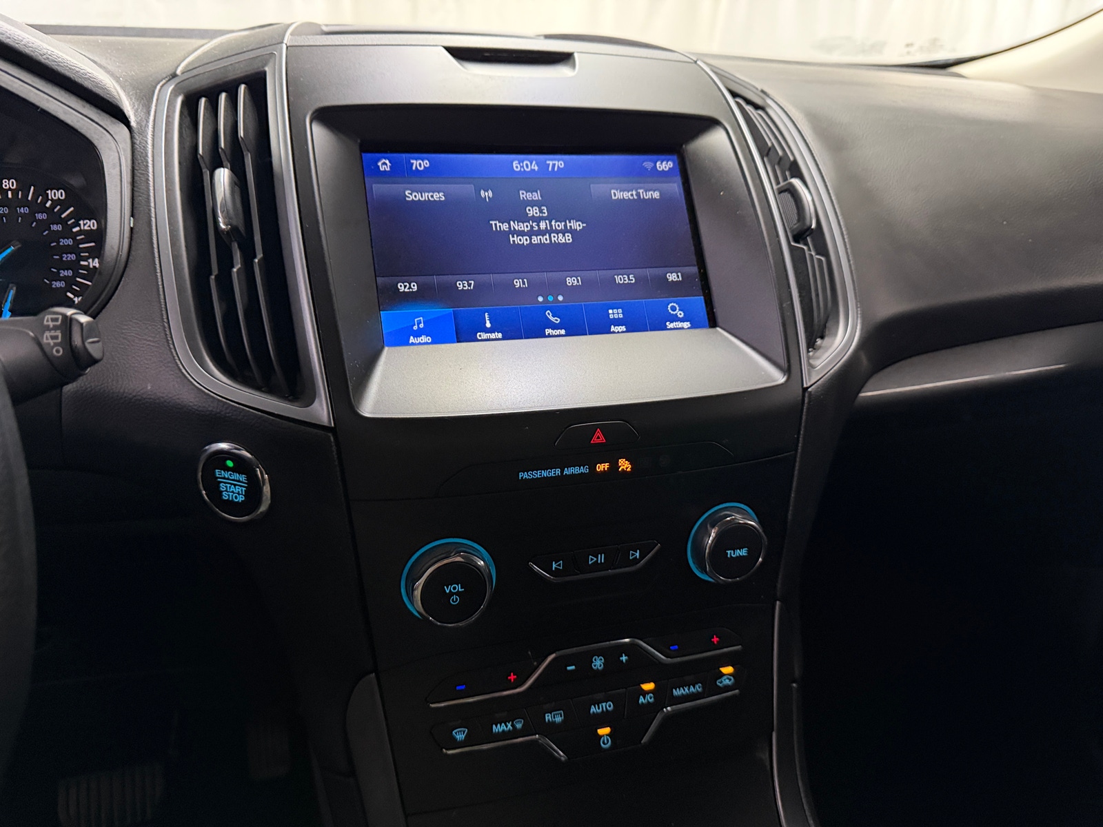 Thumbnail: 2020 Ford Edge - 4