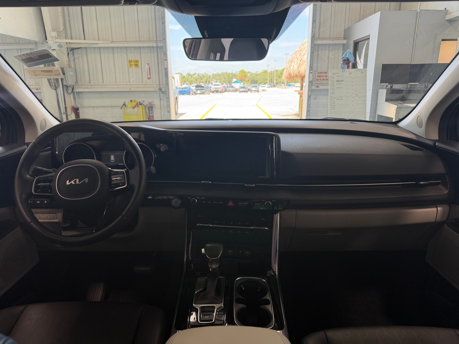 Thumbnail: 2024 Kia Carnival - 2