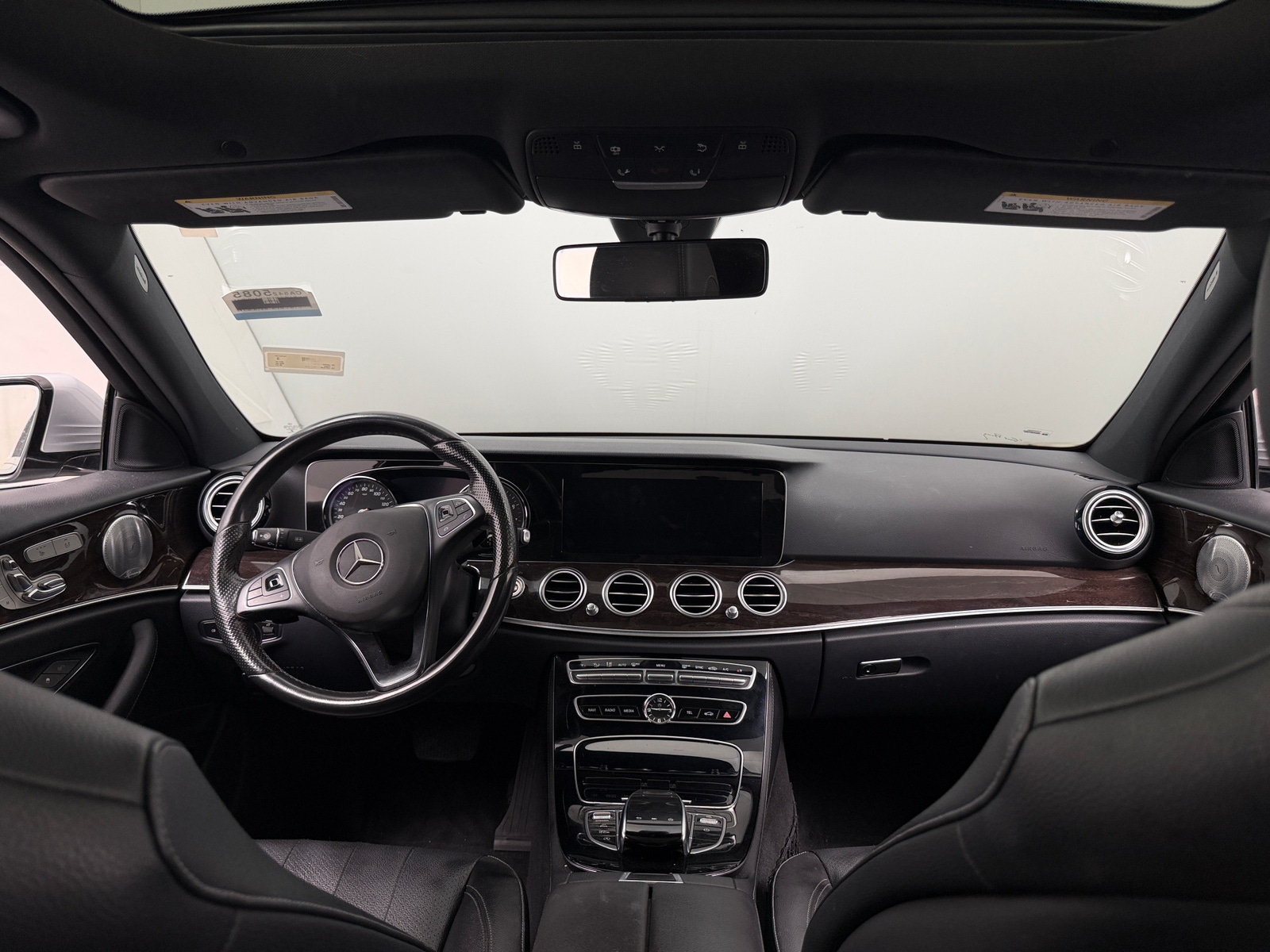 Thumbnail: 2017 Mercedes-Benz E-Class - 2