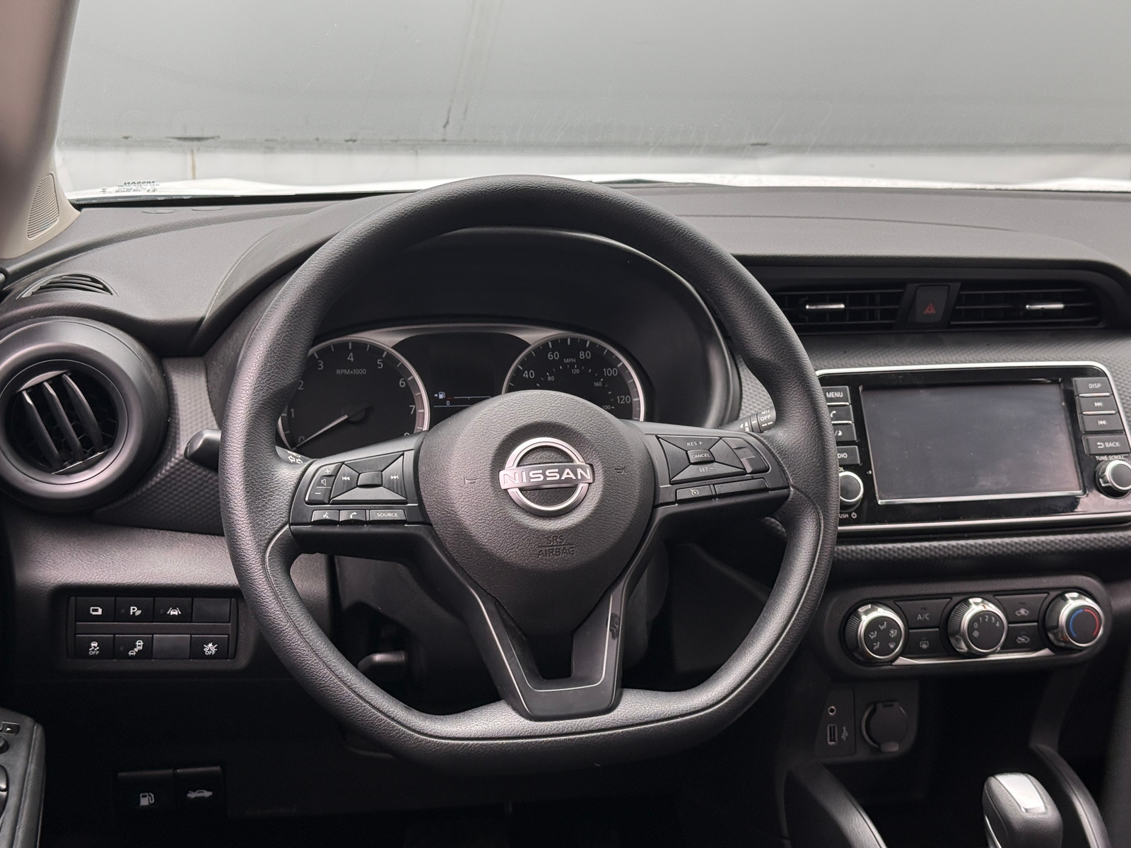 Thumbnail: 2025 Nissan Kicks - 5