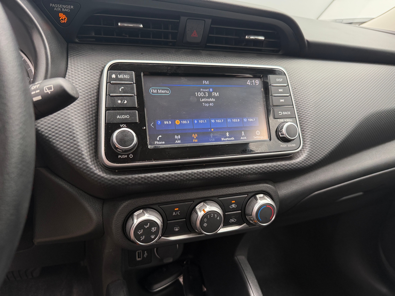 Thumbnail: 2025 Nissan Kicks - 4
