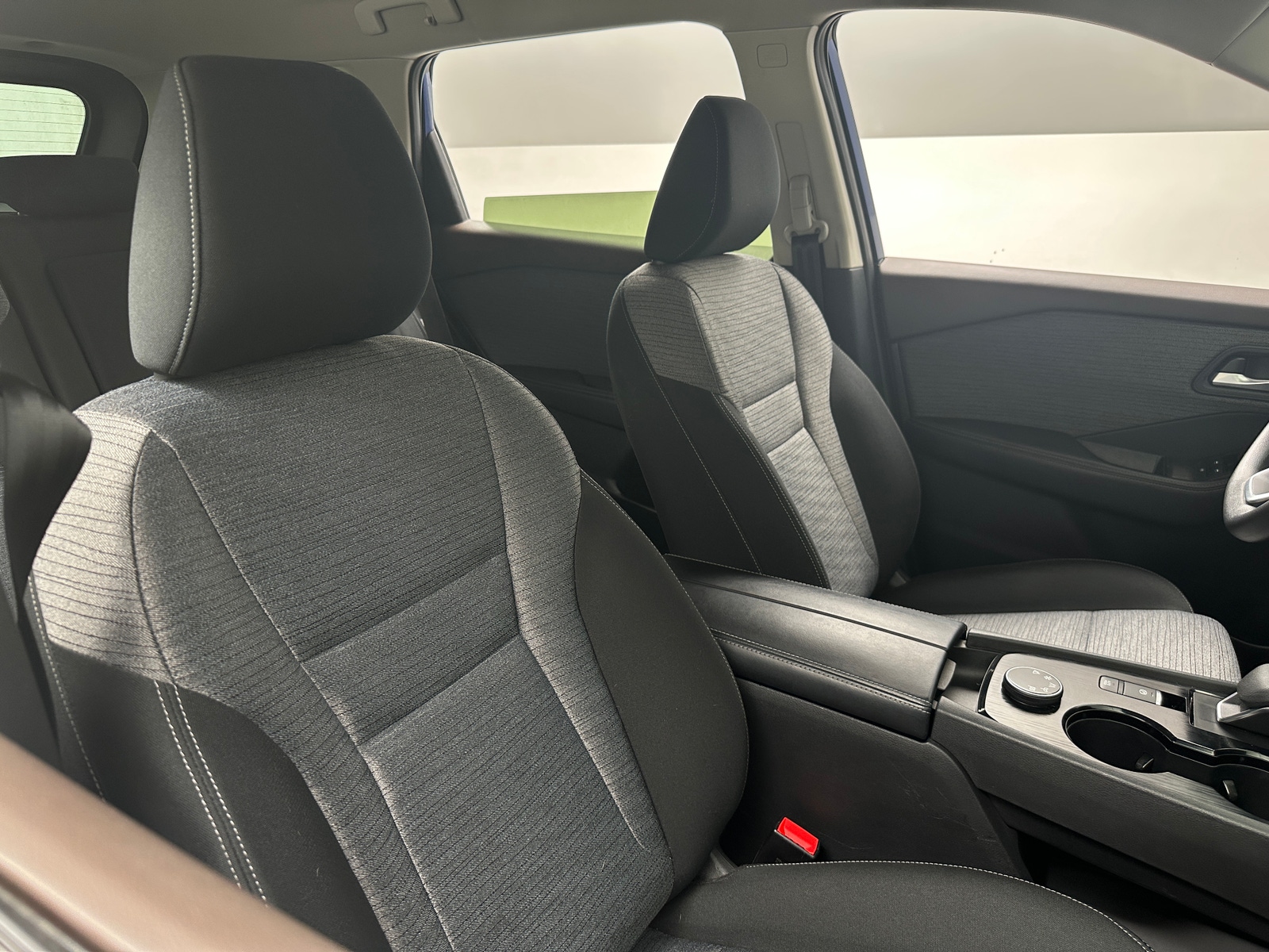 Thumbnail: 2023 Nissan Rogue - 2
