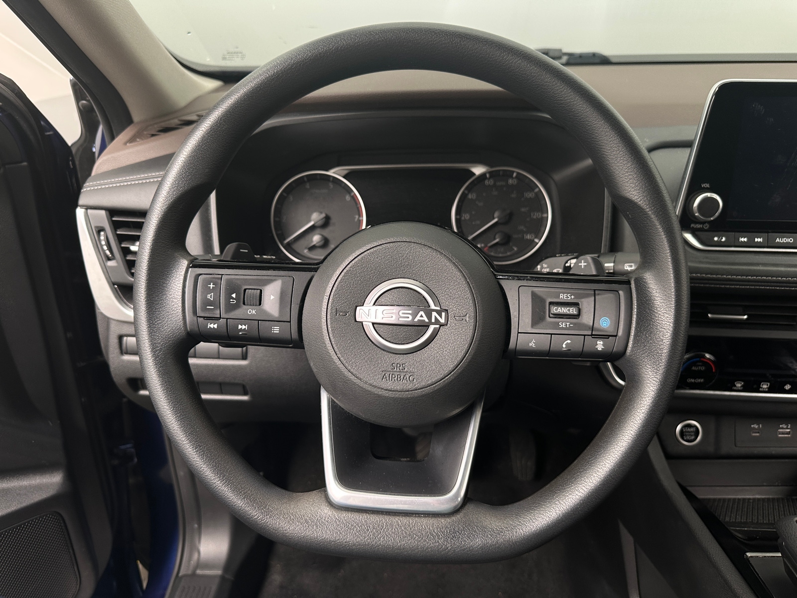 Thumbnail: 2023 Nissan Rogue - 5