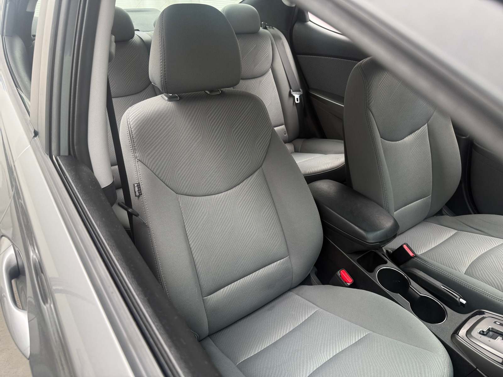 Thumbnail: 2013 Hyundai Elantra - 2