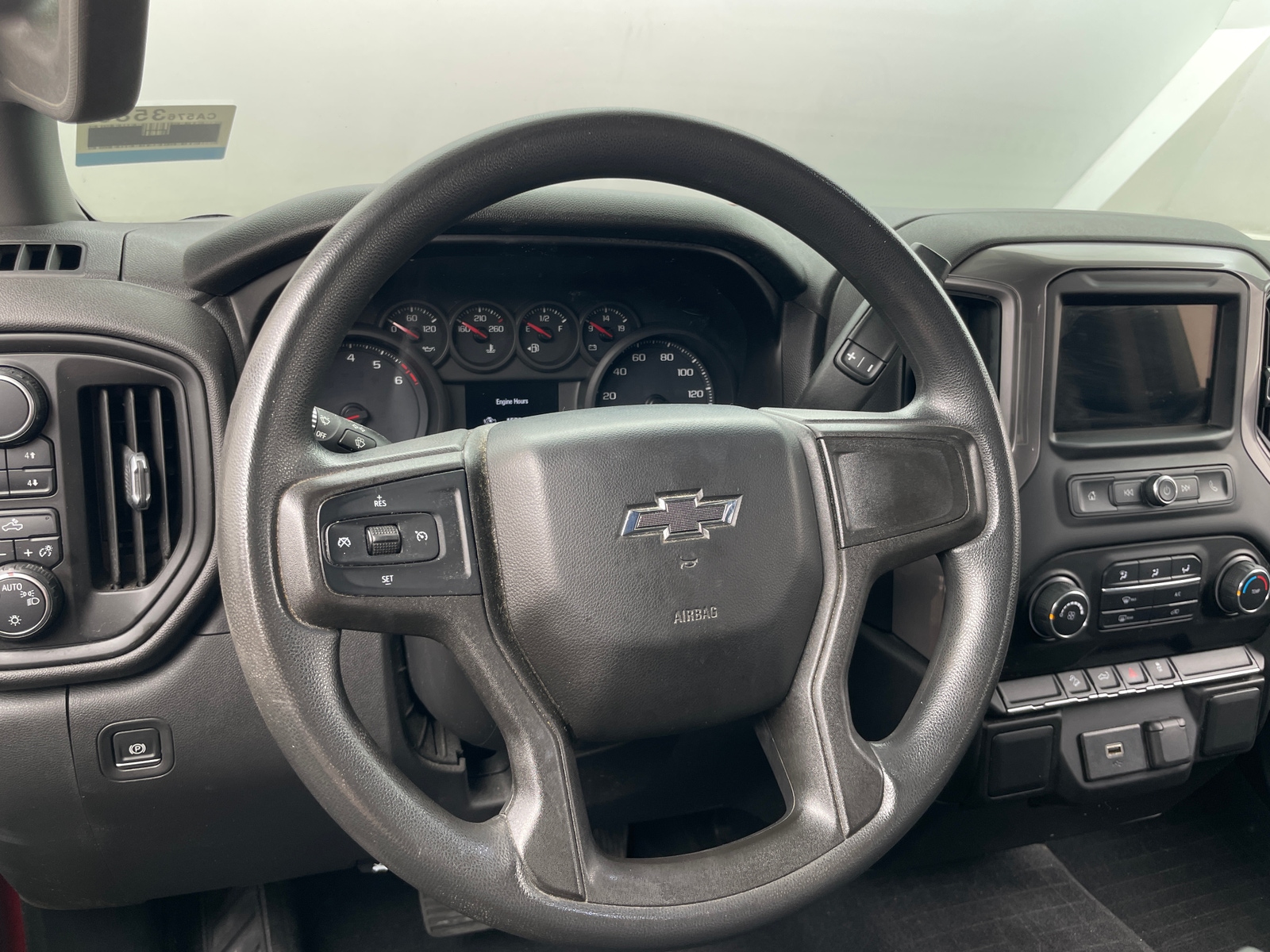 Thumbnail: 2019 Chevrolet Silverado 1500 - 5