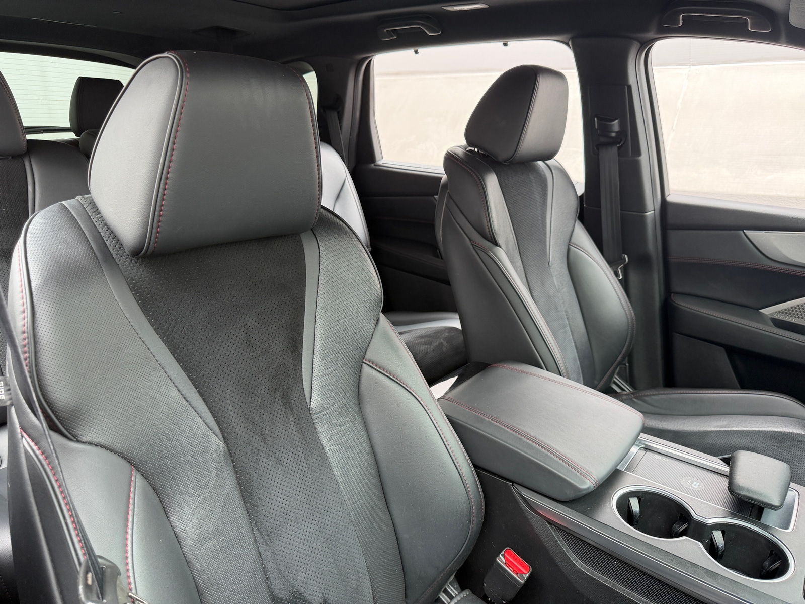 Thumbnail: 2023 Acura MDX - 2