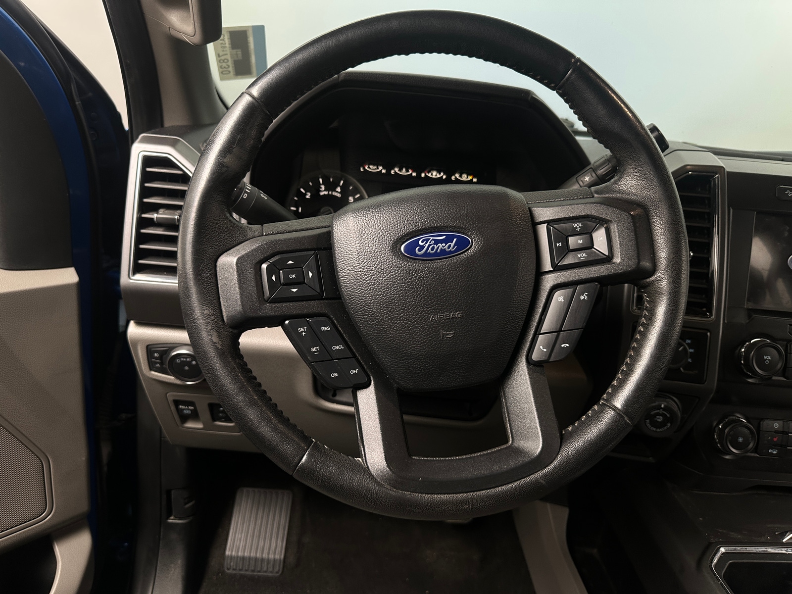 Thumbnail: 2019 Ford Econoline - 5