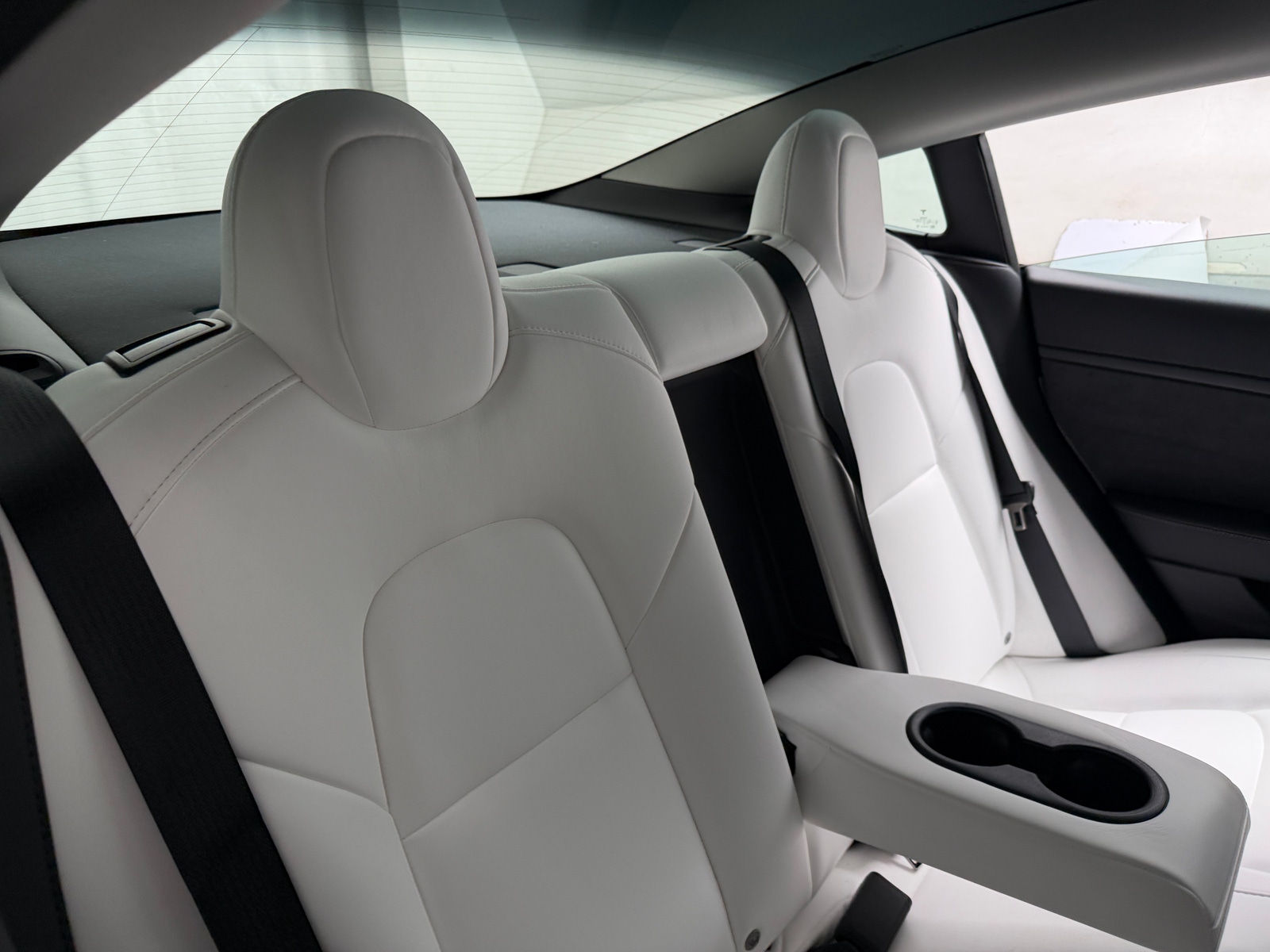 Thumbnail: 2022 Tesla Model 3 - 5