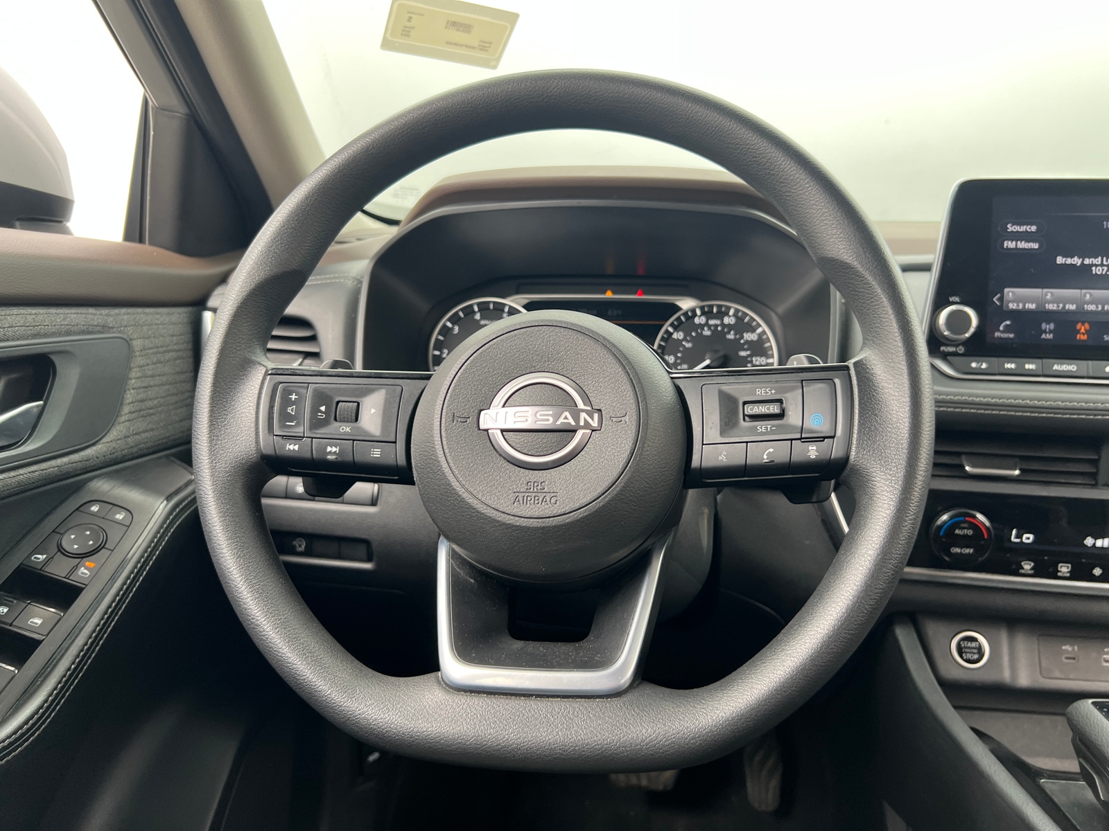 Thumbnail: 2023 Nissan Rogue - 5