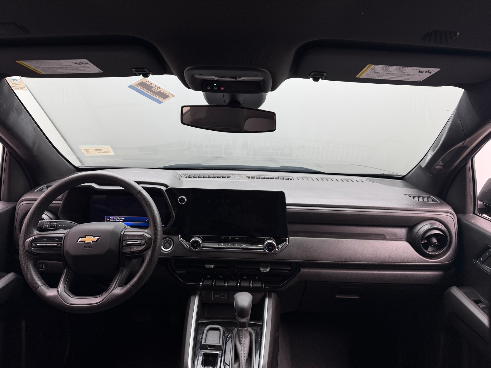 Thumbnail: 2024 Chevrolet Colorado - 3