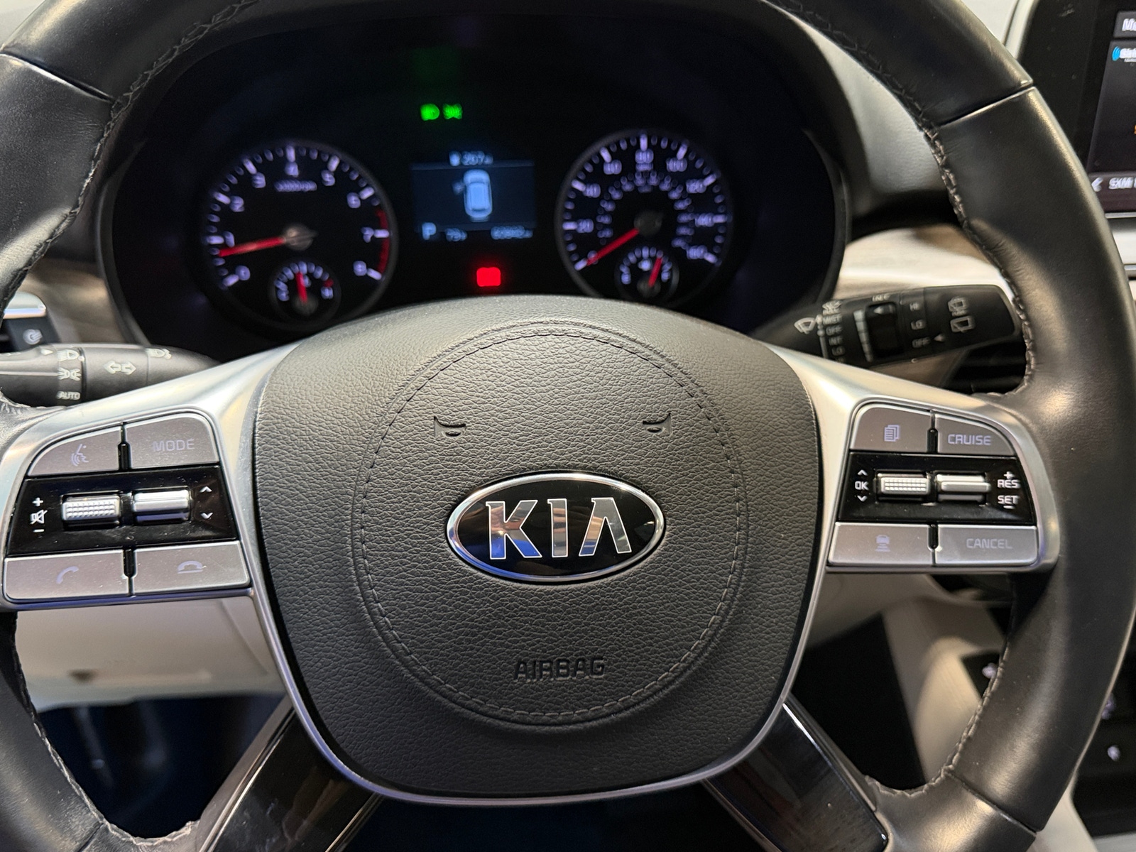 Thumbnail: 2020 Kia Telluride - 4
